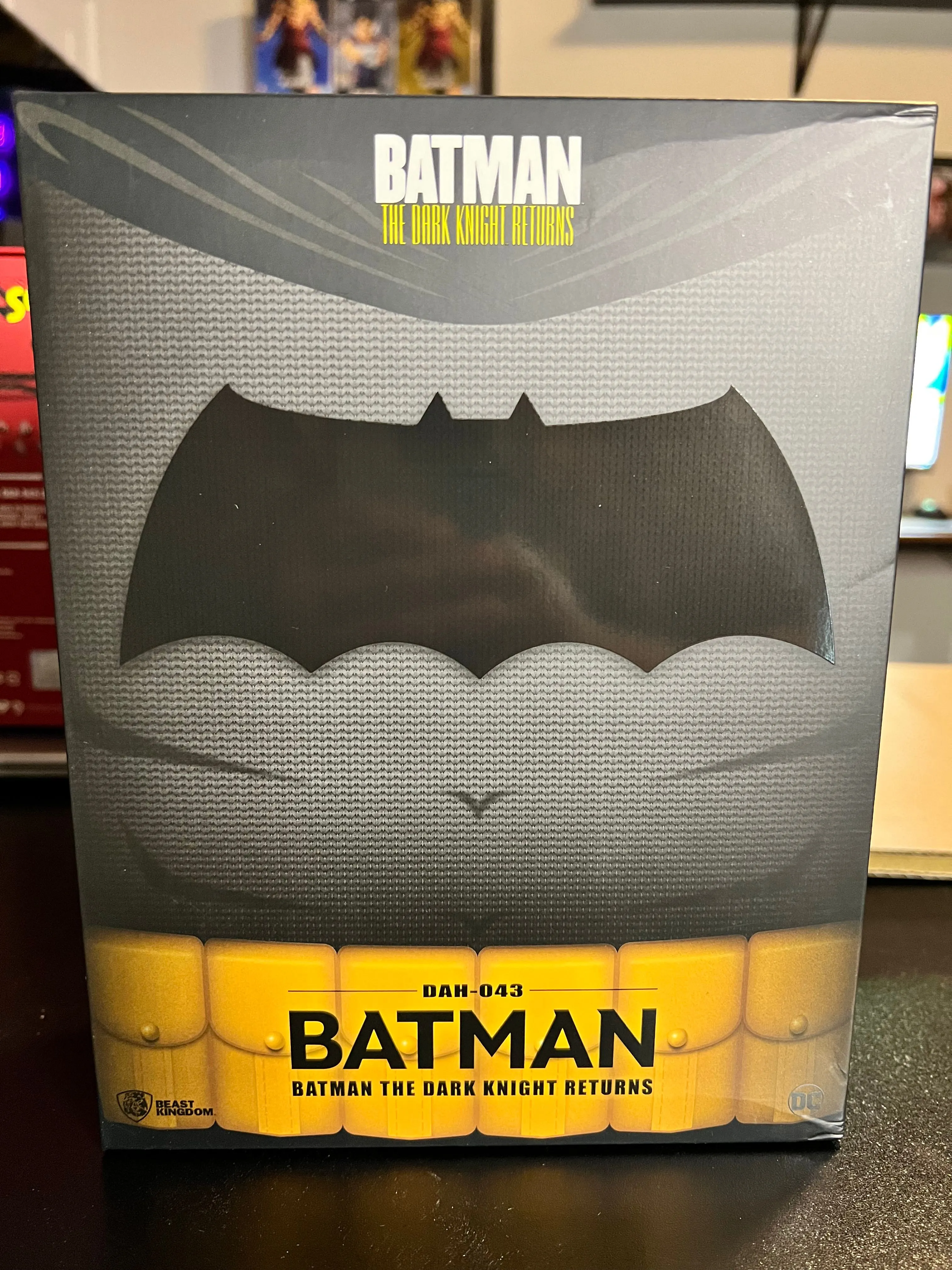 Product image for BATMAN DAH-043 BATMAN THE DARK KNIGHT RETURNS