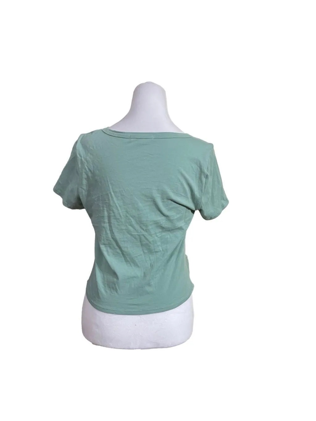 Listing Image Blurred Background