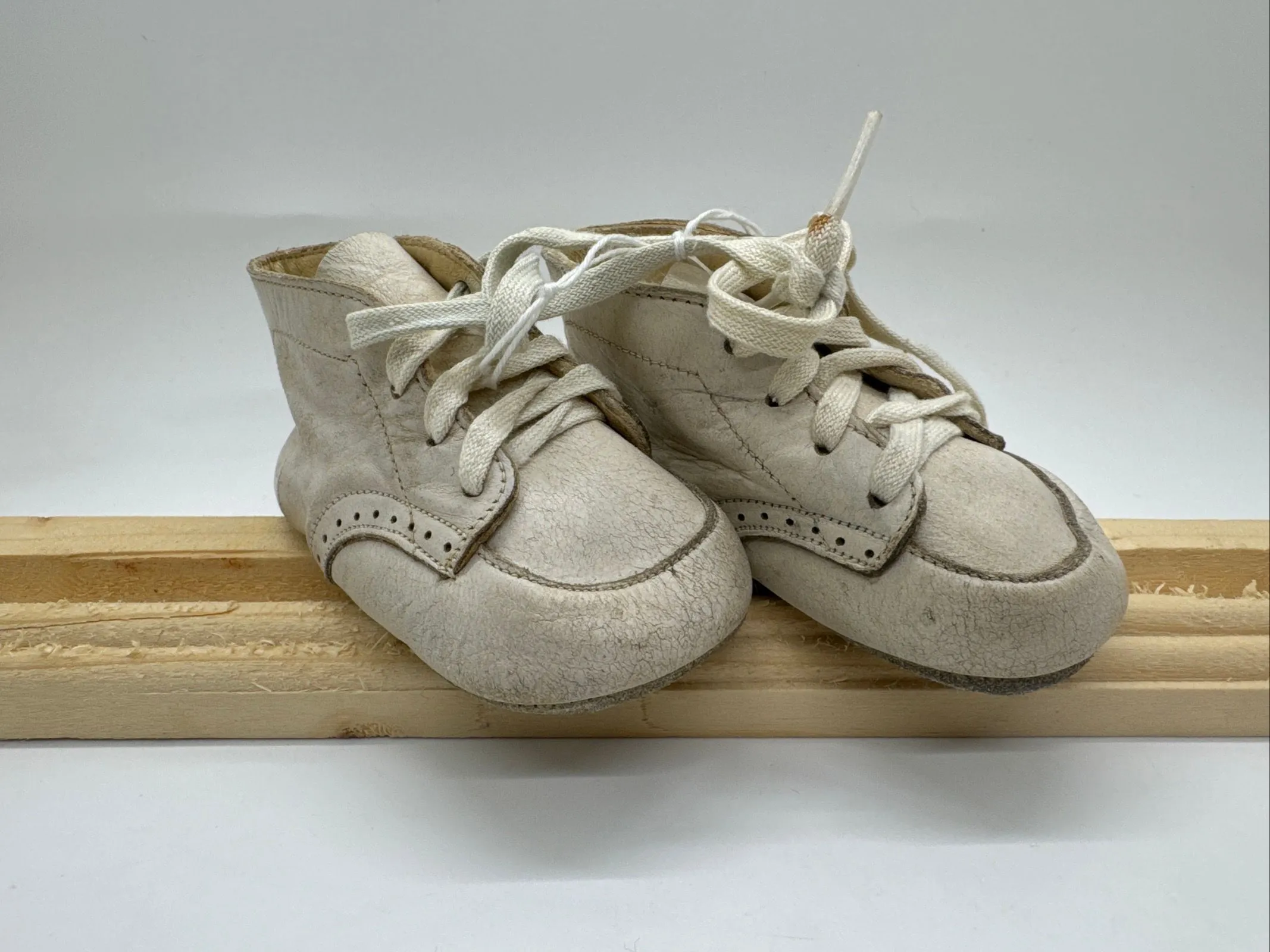 Product image for Vintage 1940s Baby Shoes