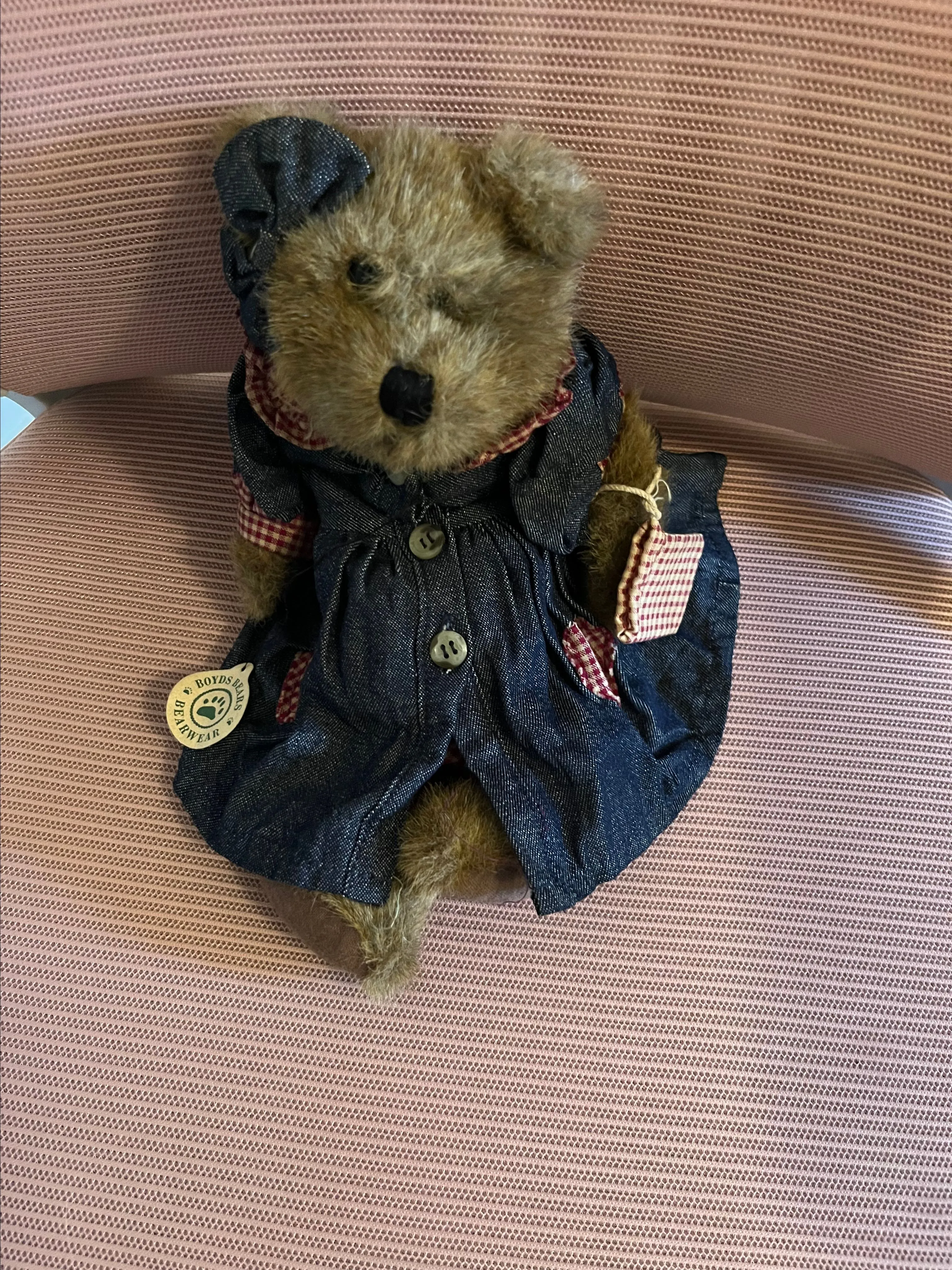 Listing Image Blurred Background