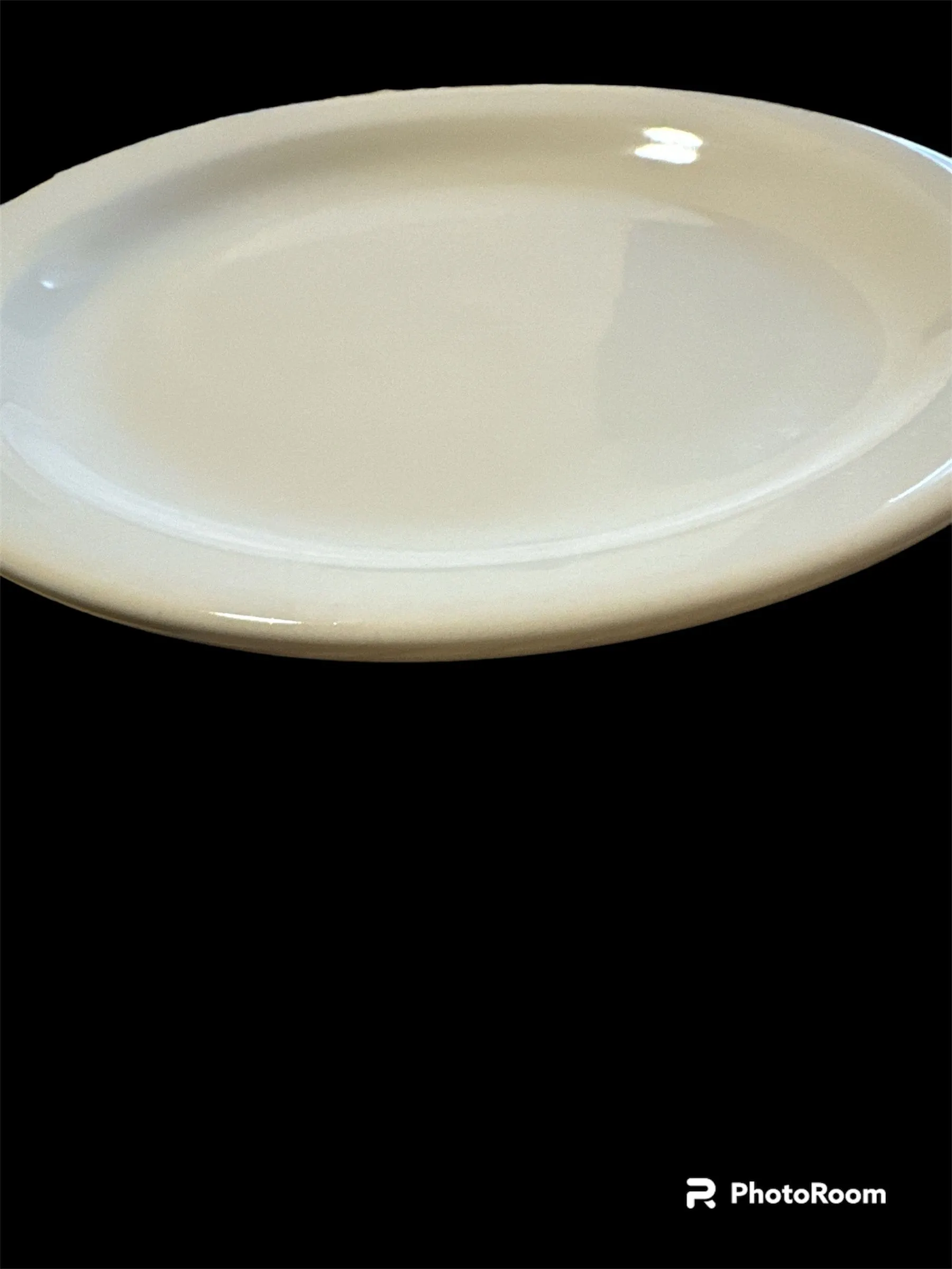 Listing Image Blurred Background