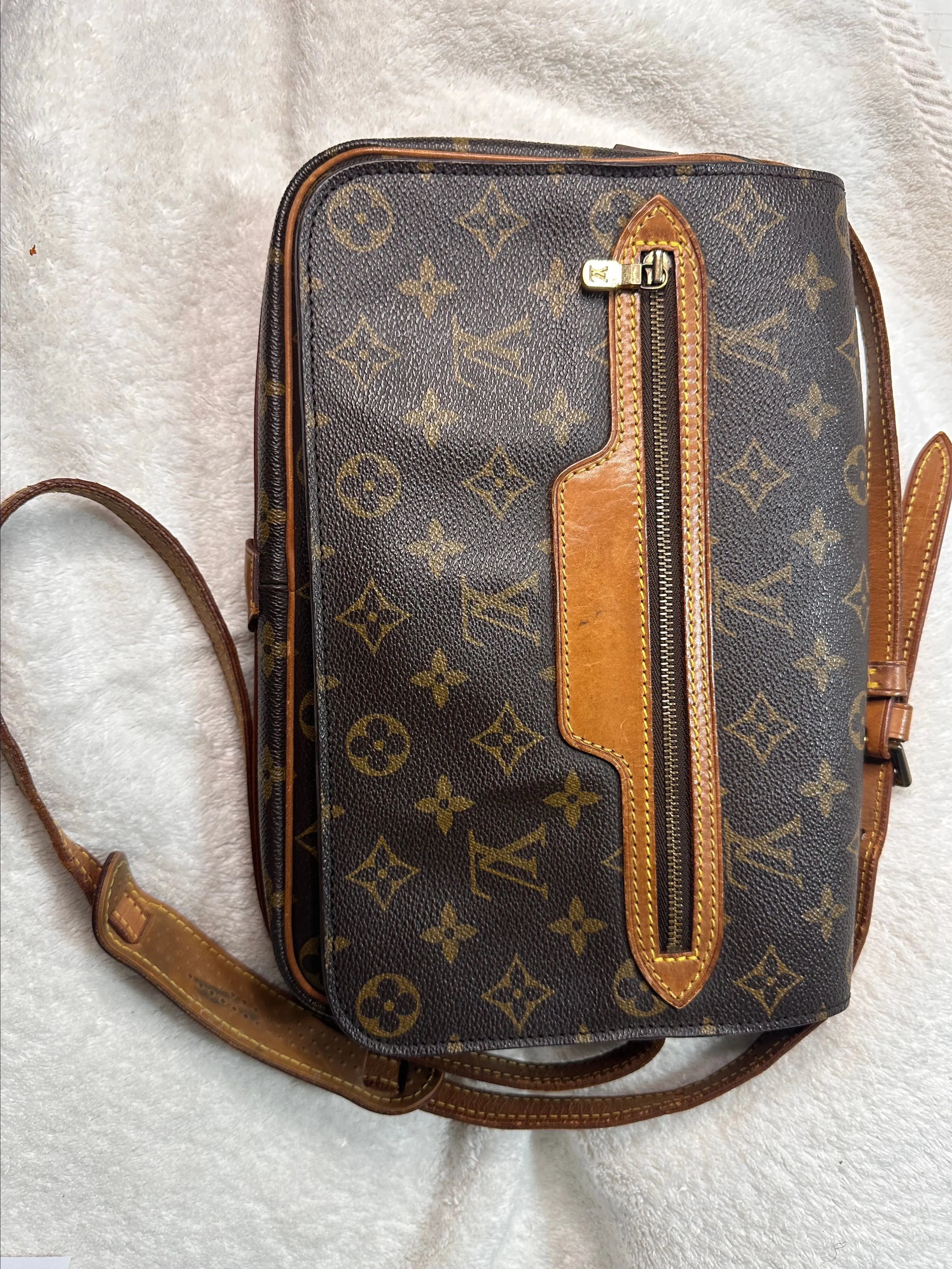 Product image for Louis Vuitton Saint German Crossbody monogram