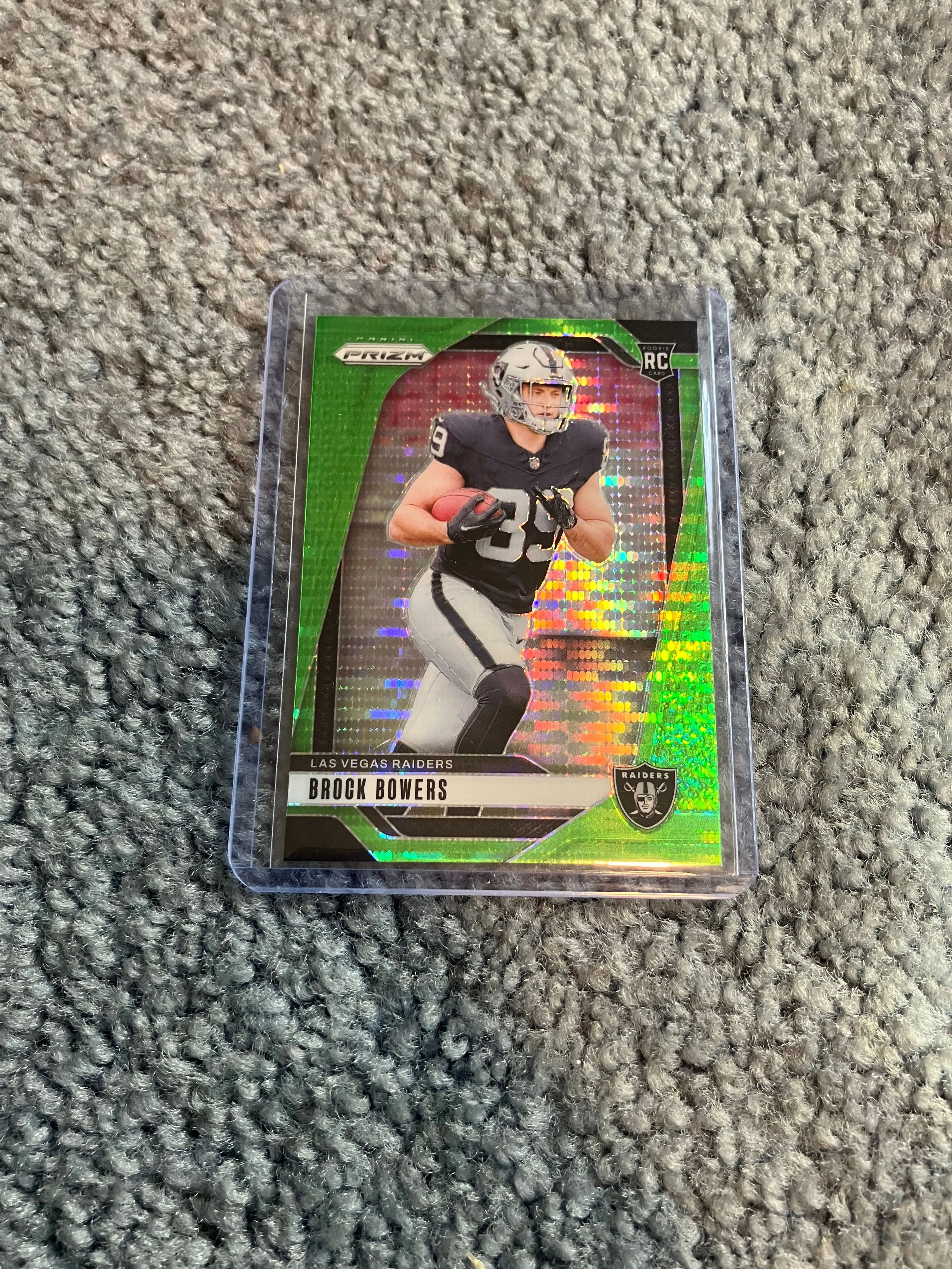 Product image for brock bowers green pulsar prizm rookie