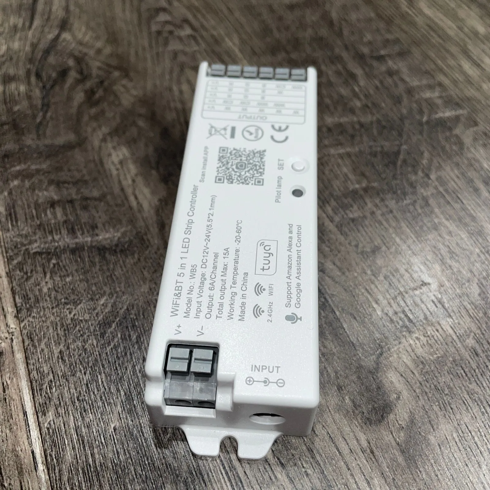 Listing Image Blurred Background