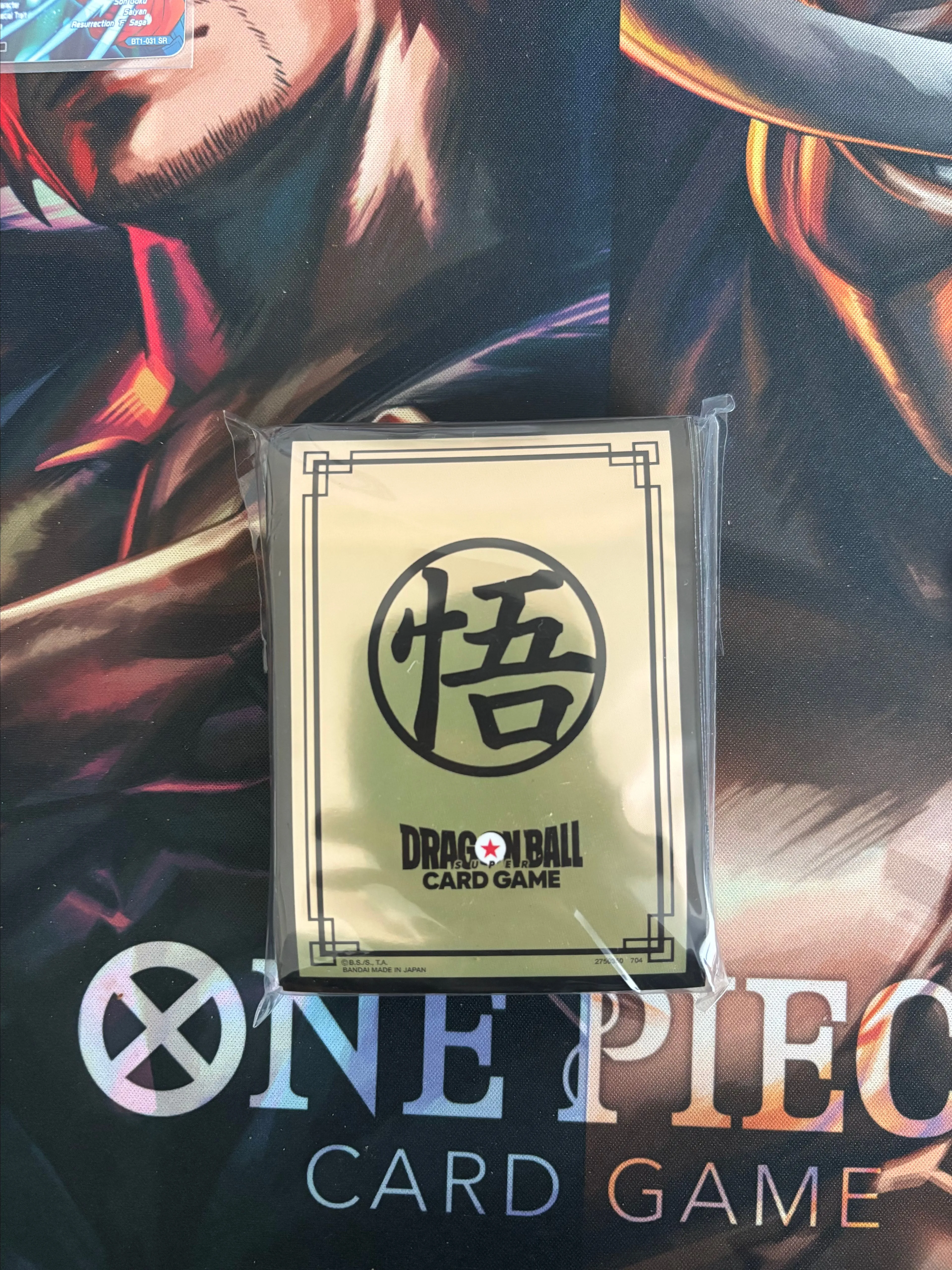 Product image for Dragon Ball Super Fusion World Card Game Official Sleeves - Son Goku (Gold) (64-Pack) - Bandai Card