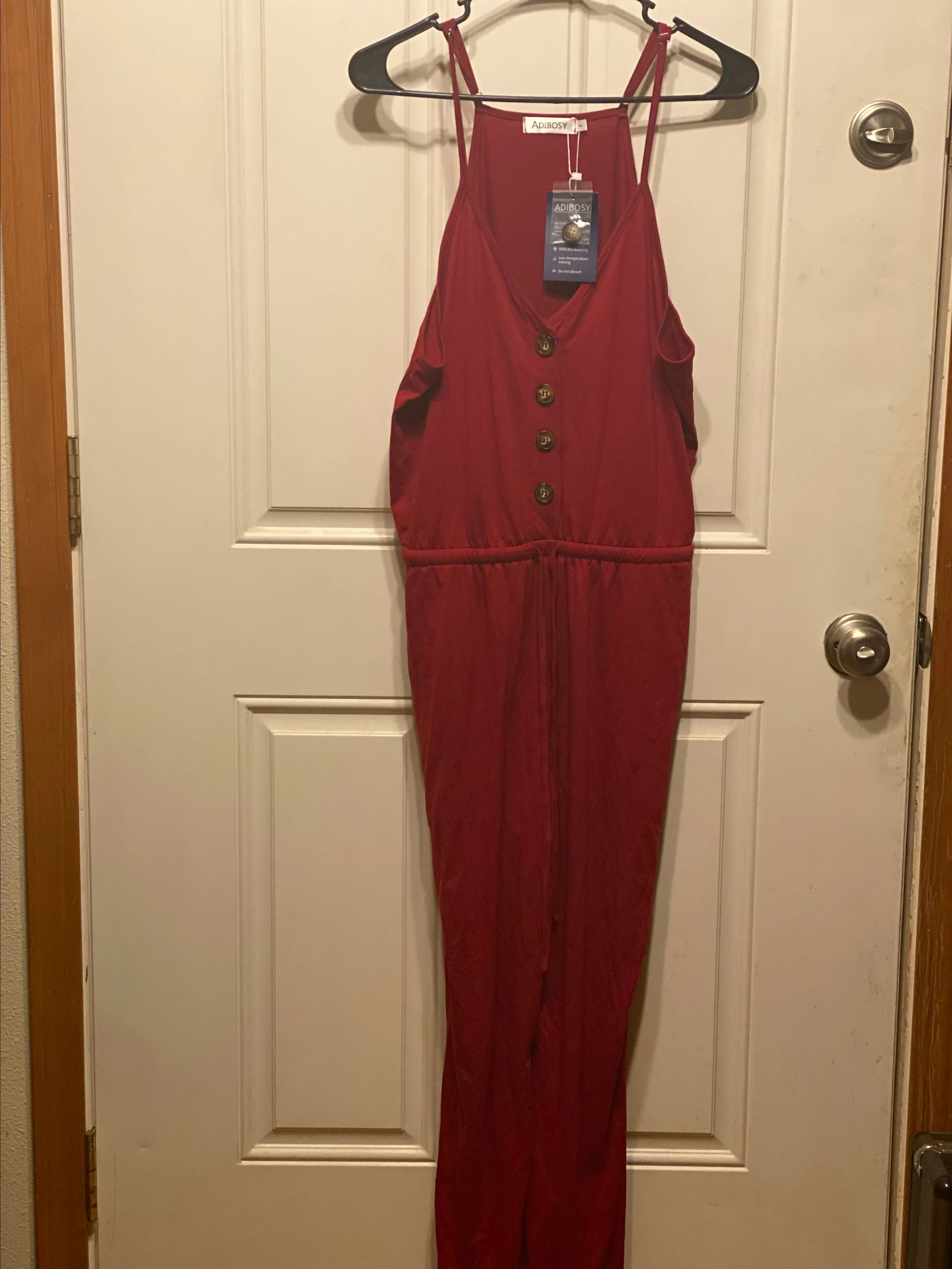 Product image for Red Sleeveless Jogger Jumpsuit with Button Front size L - [Black]