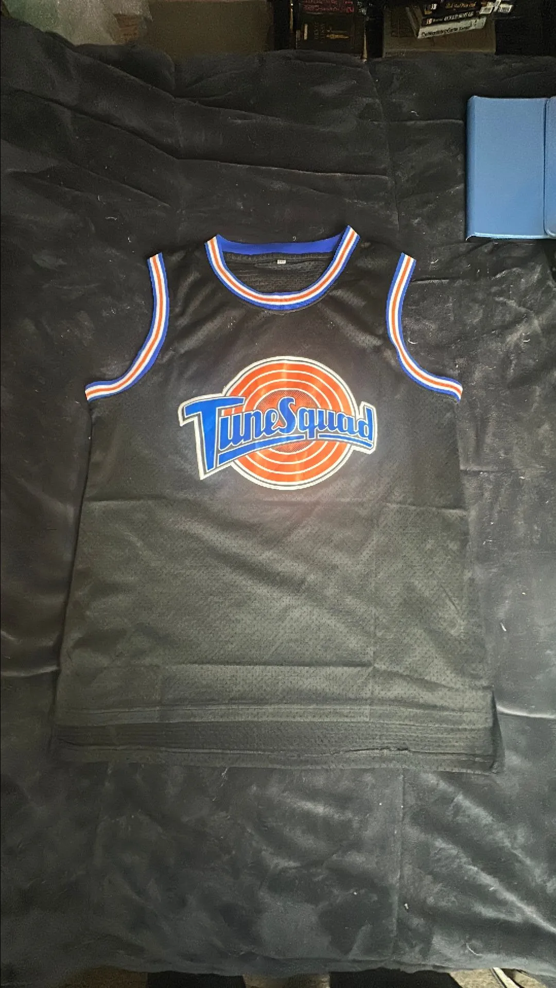Product image for Used Lola Tune Squad Jersey Size Large