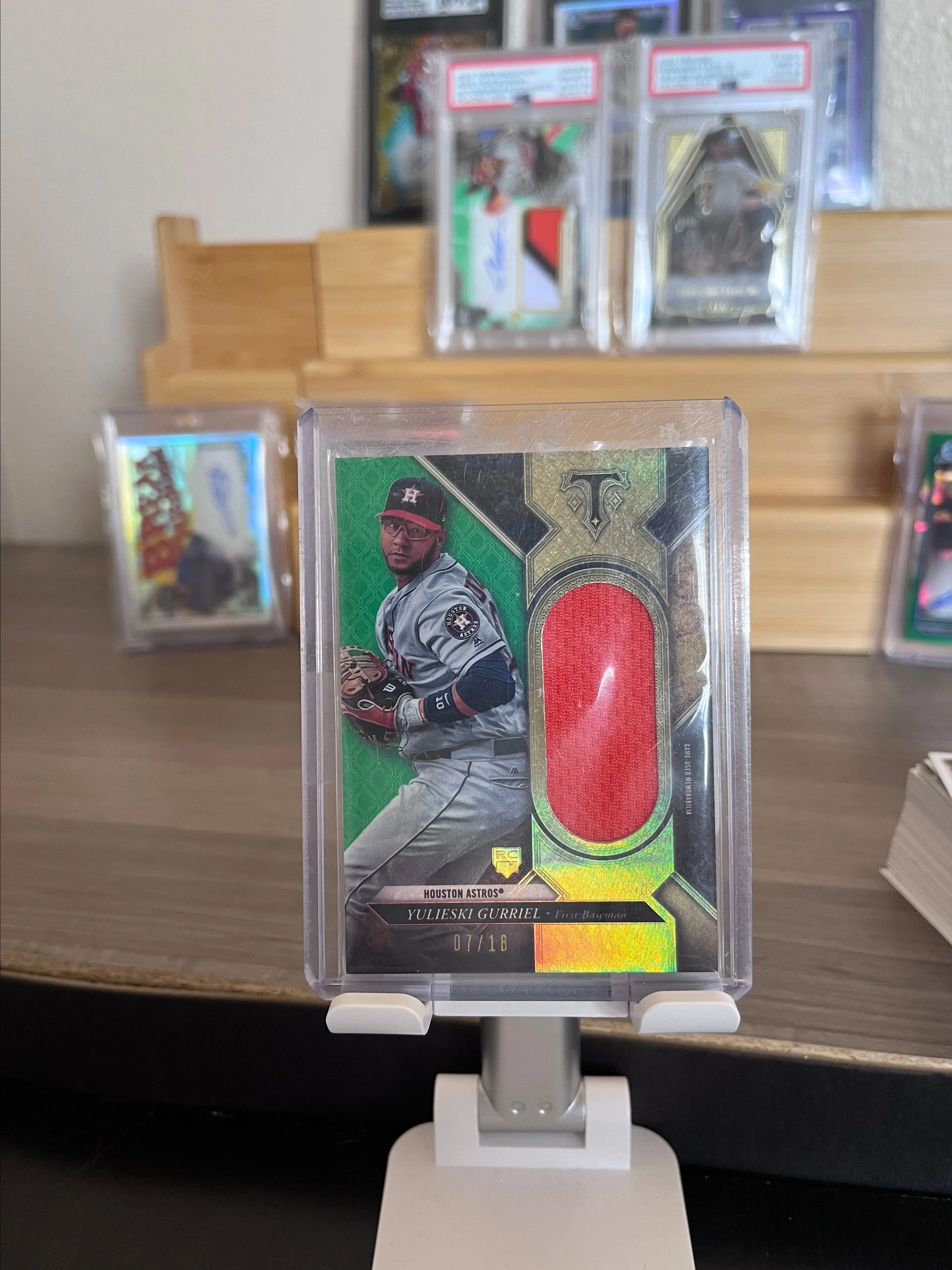 Product image for Yuli Gurriel rookie patch /18 ssp