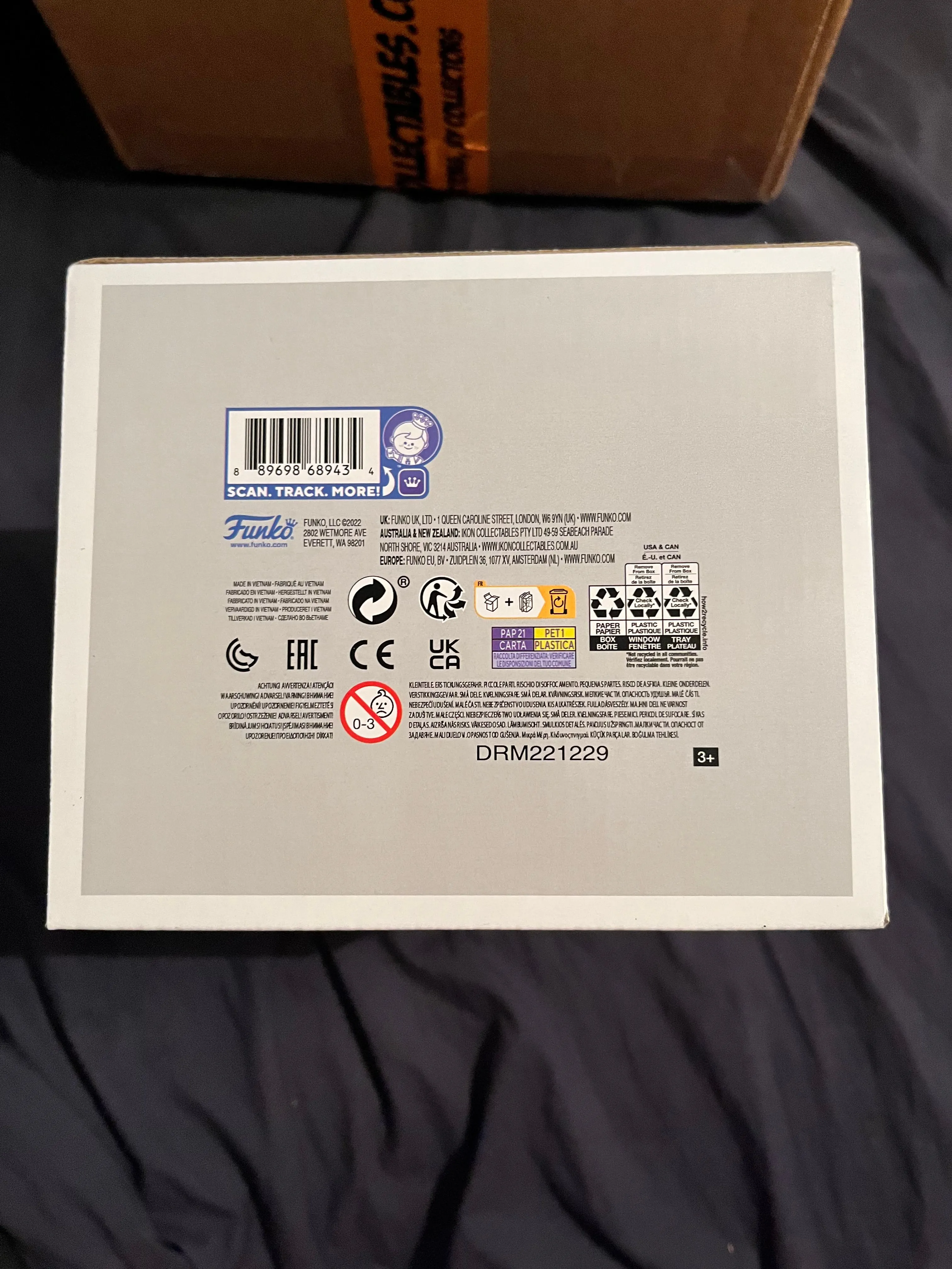 Listing Image Blurred Background
