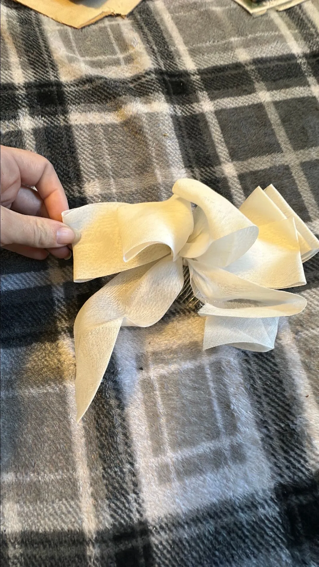 Product image for Vintage white sheer bow 1930s ?