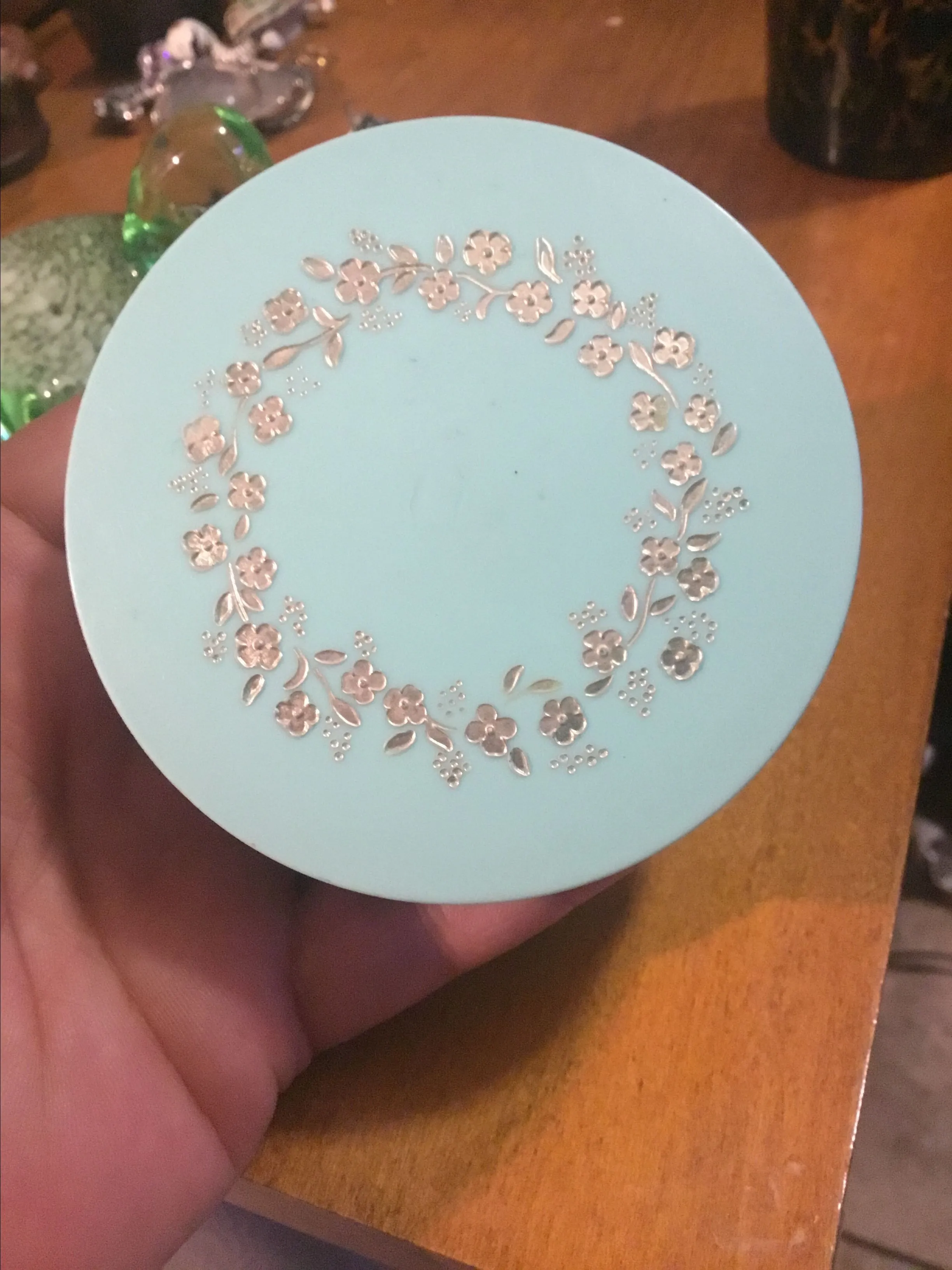 Product image for 11B. 1960's Angel Face Loose Powder Container