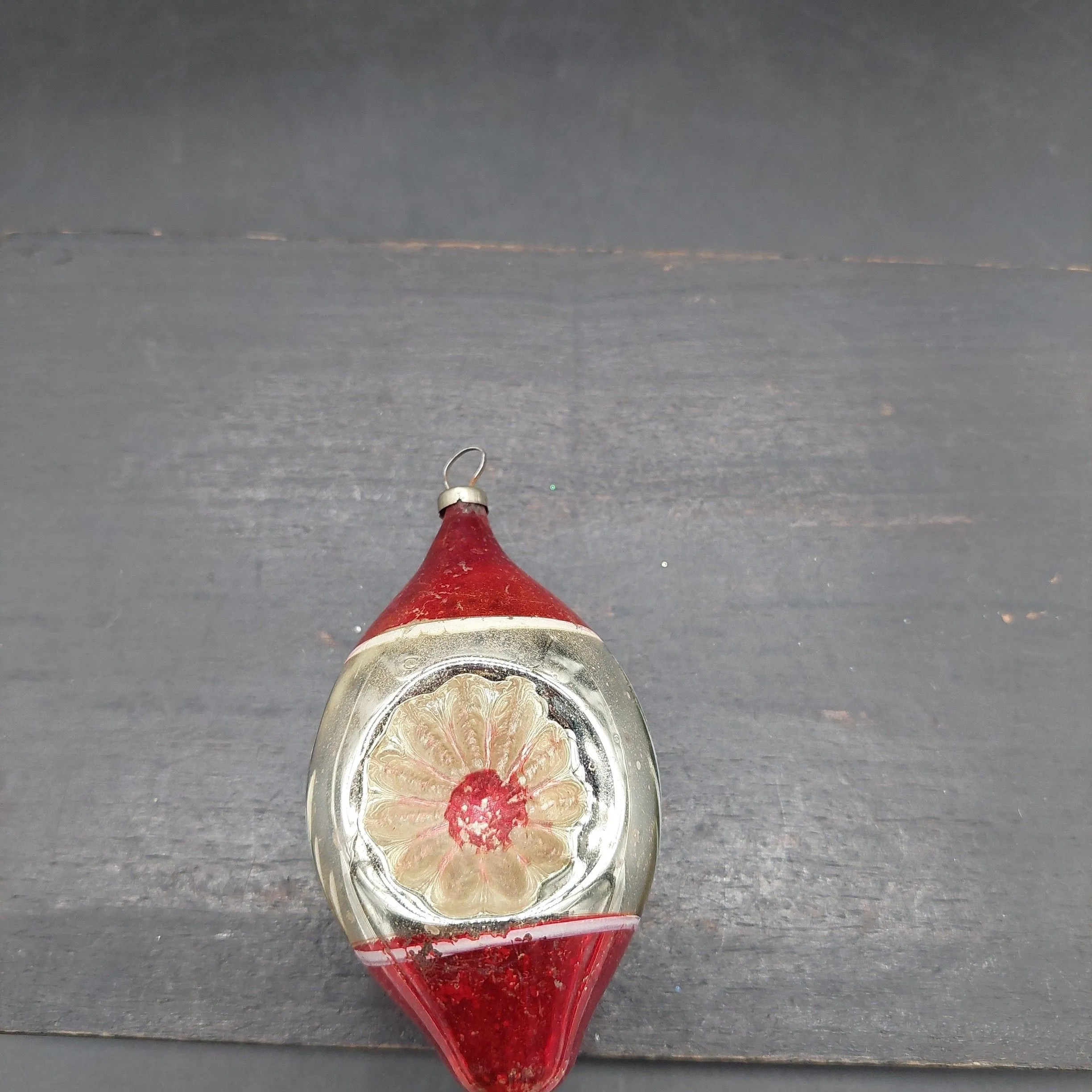 Product image for 295C Mercury Glass Ornament 4" Tall Japan