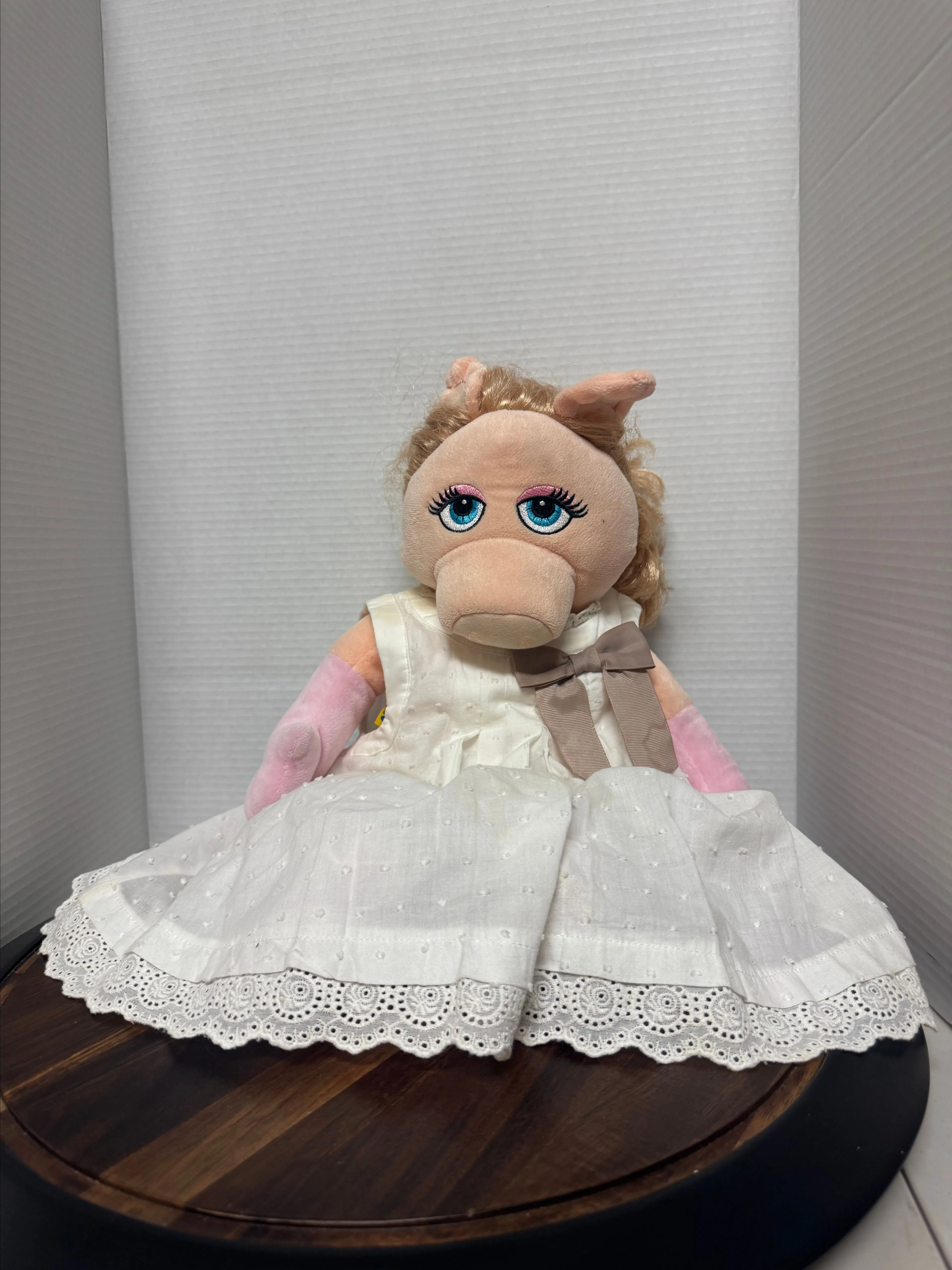 Product image for Build a bear muppets miss piggy 18" plush puppet