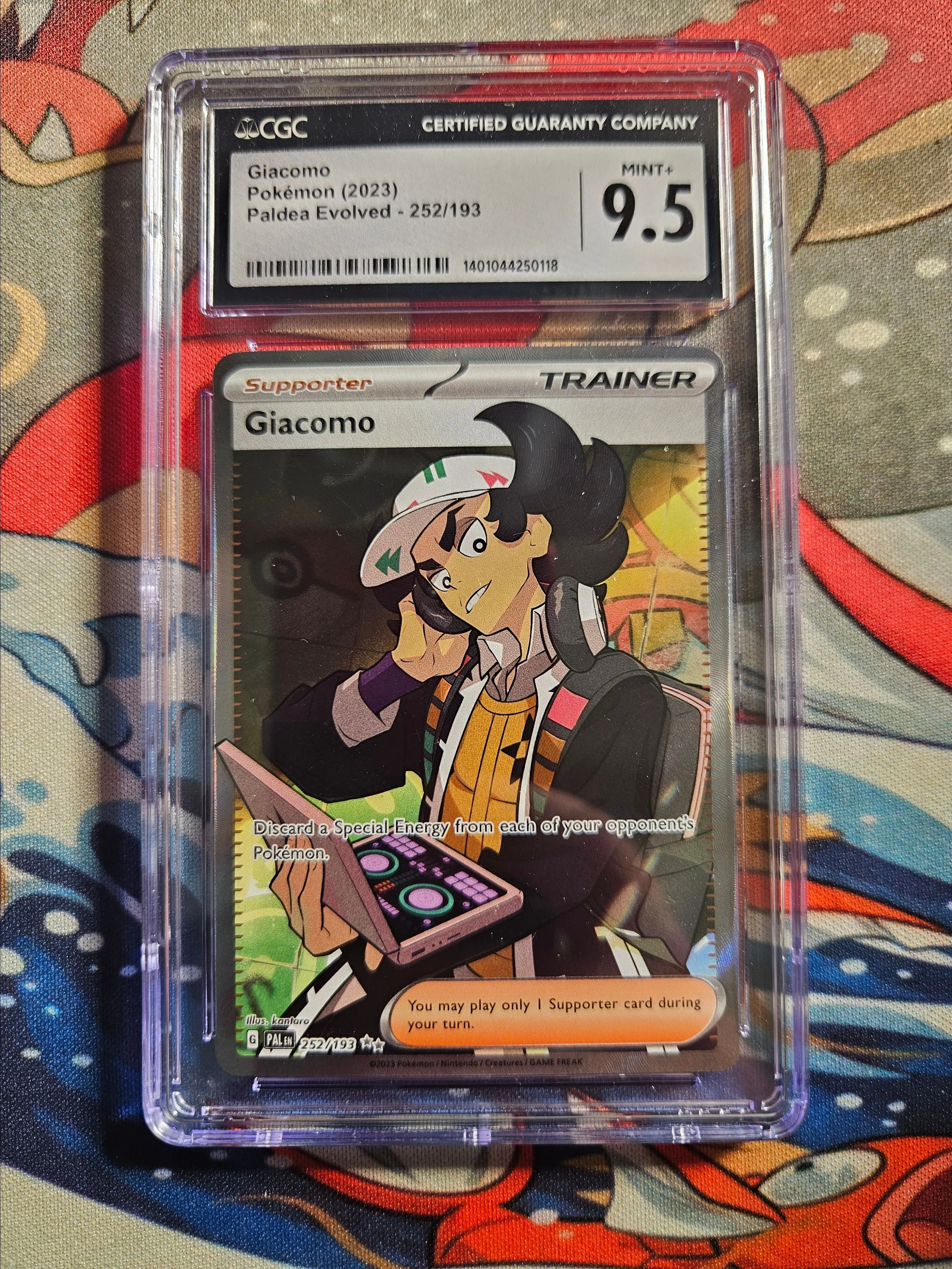 giacomo pokemon card full art Giacomo - 252/193 - Paldea Evolved main image 0