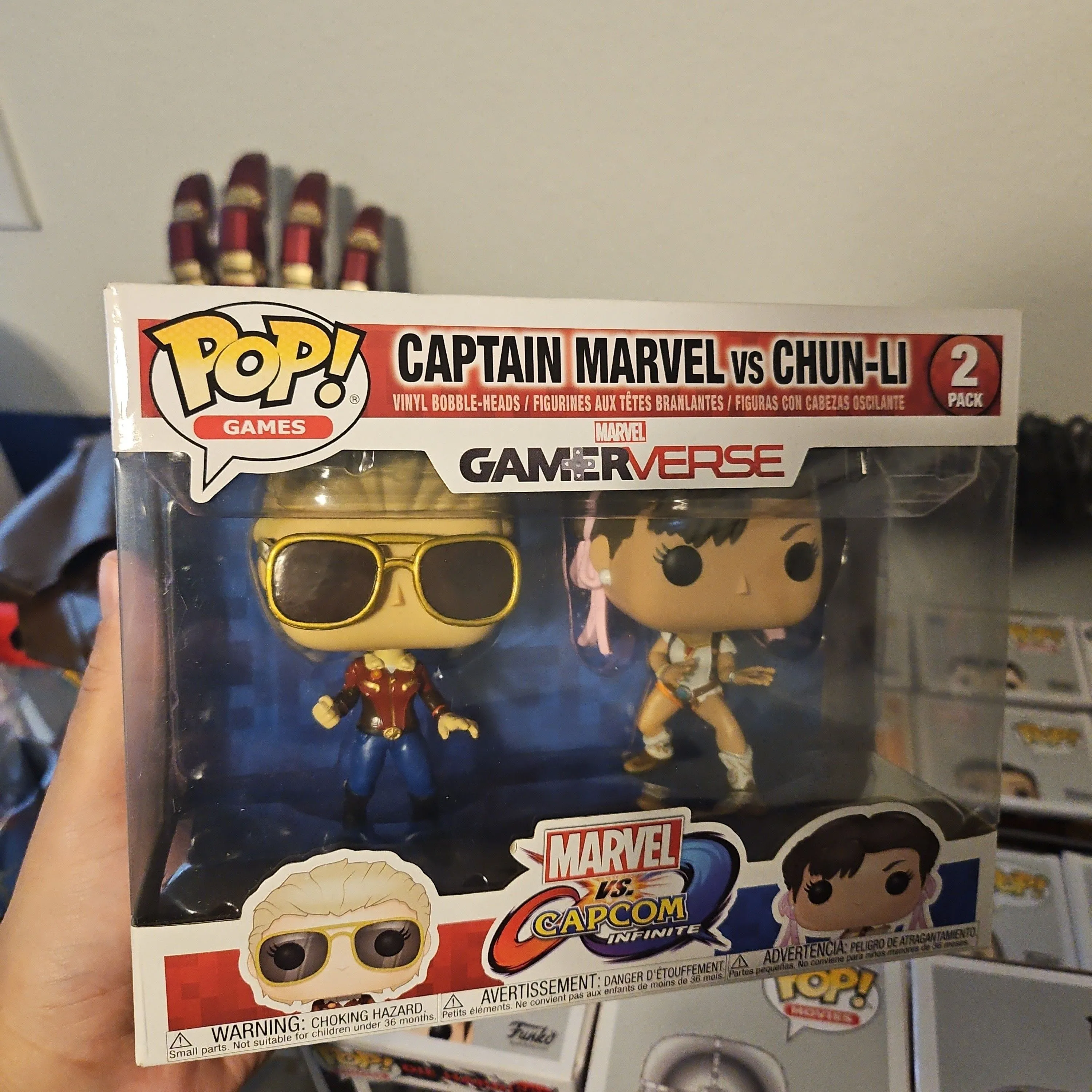 Product image for Captain marvel versus Chun-Li
