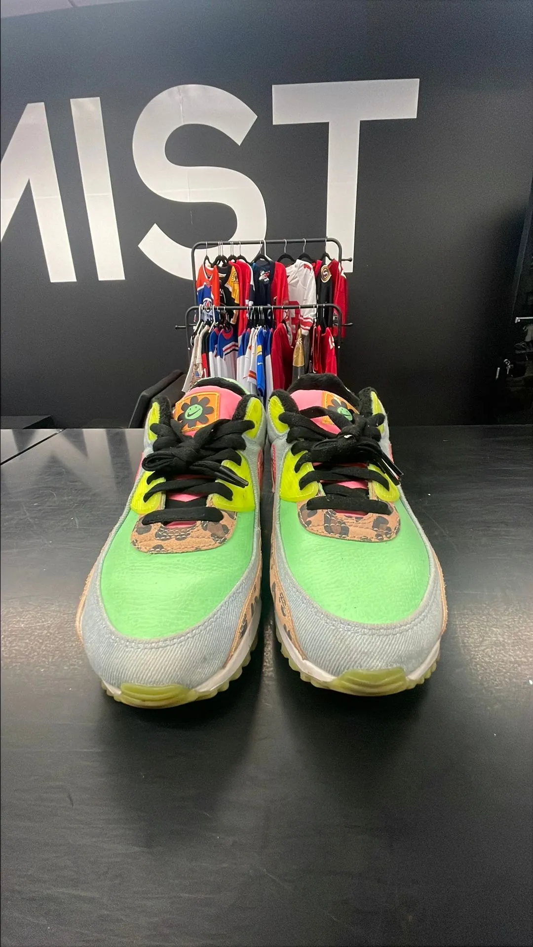 Product image for Air Max 90 - LX 90s Dancefloor Green | Sz 9.5M