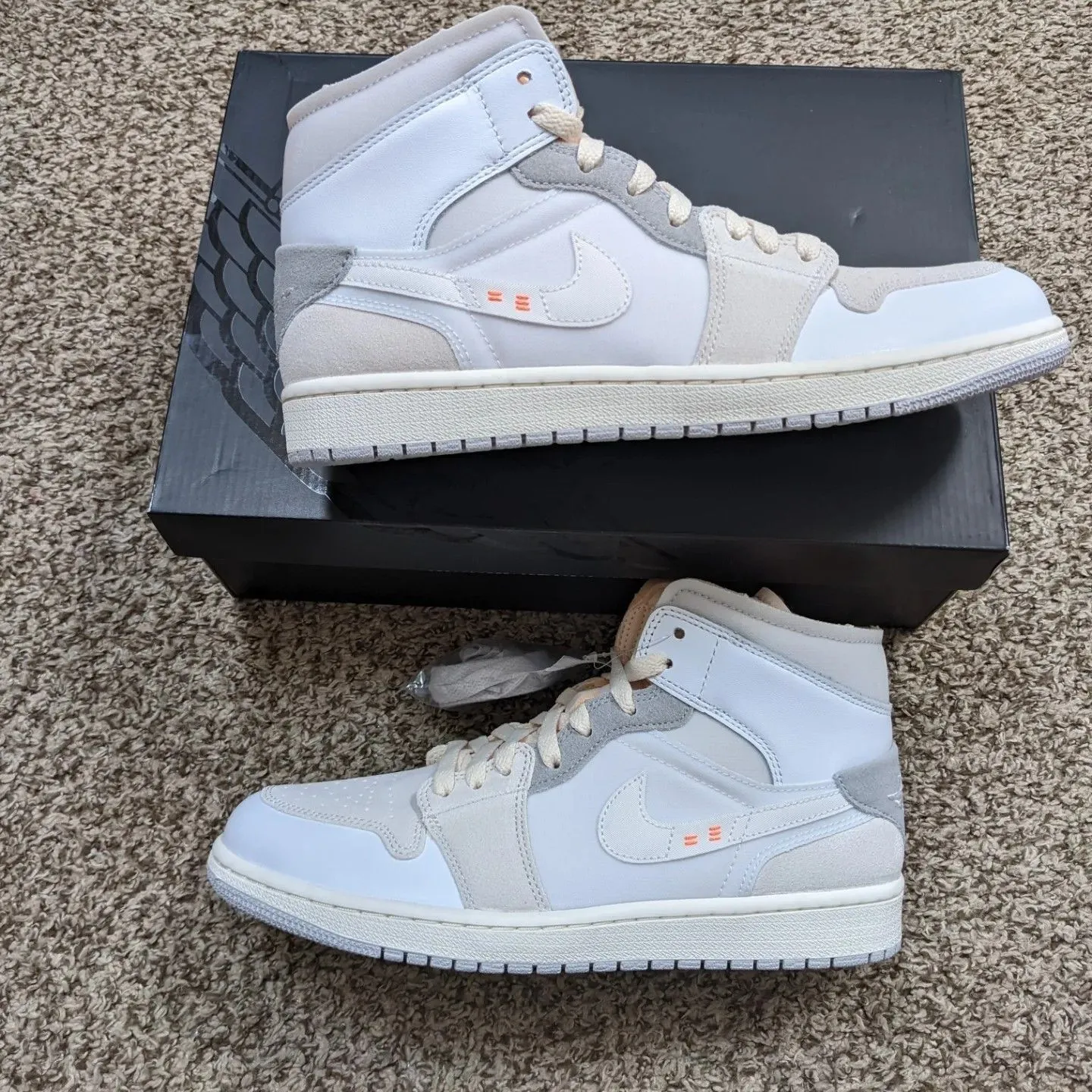 Product image for Jordan 1 inside out size 9M 