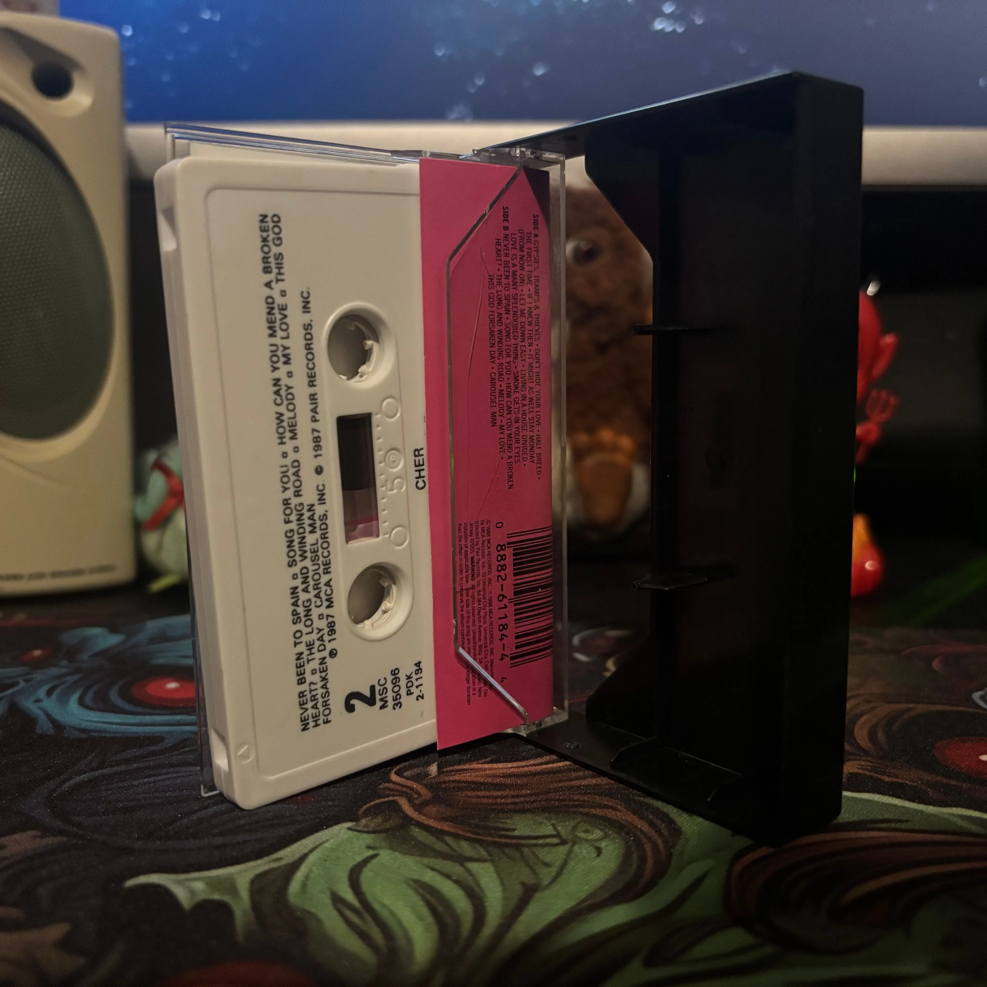 Listing Image Blurred Background