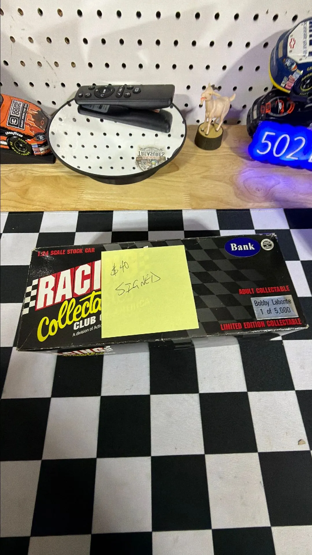 8cbb8e72-b641-4615-a8af-bdbd3792ce8a