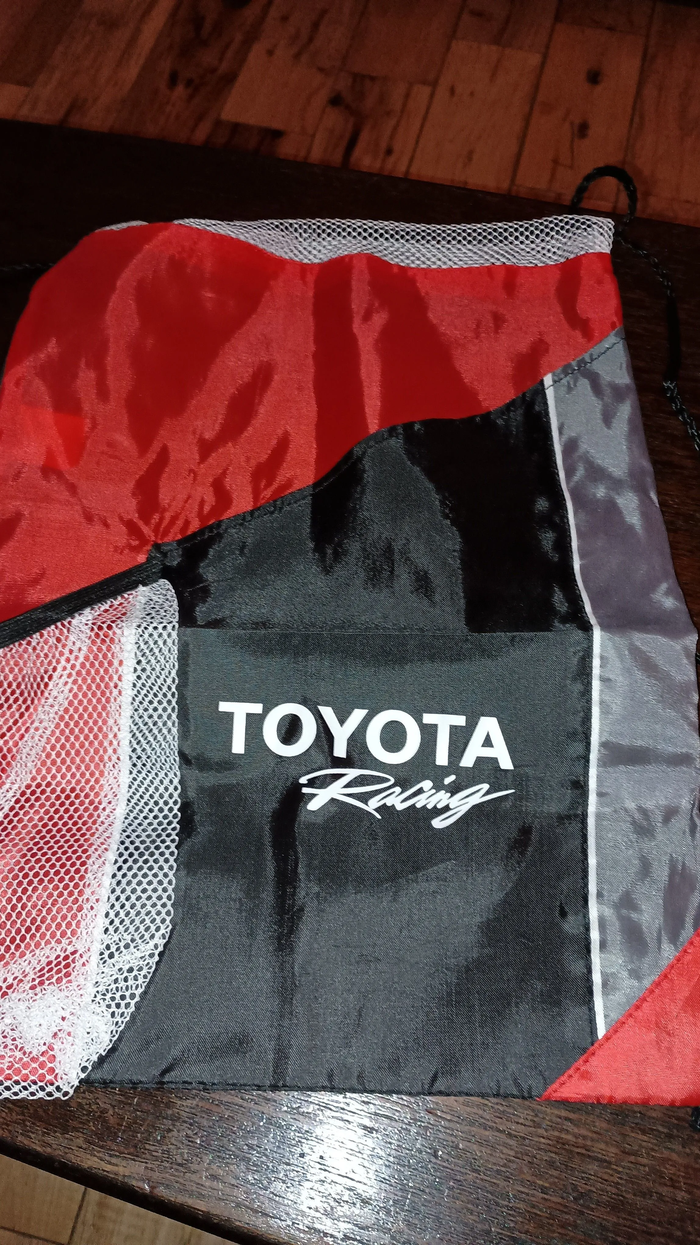 8ccab6eb-84a7-4e40-91c0-7f9f9d3e3739