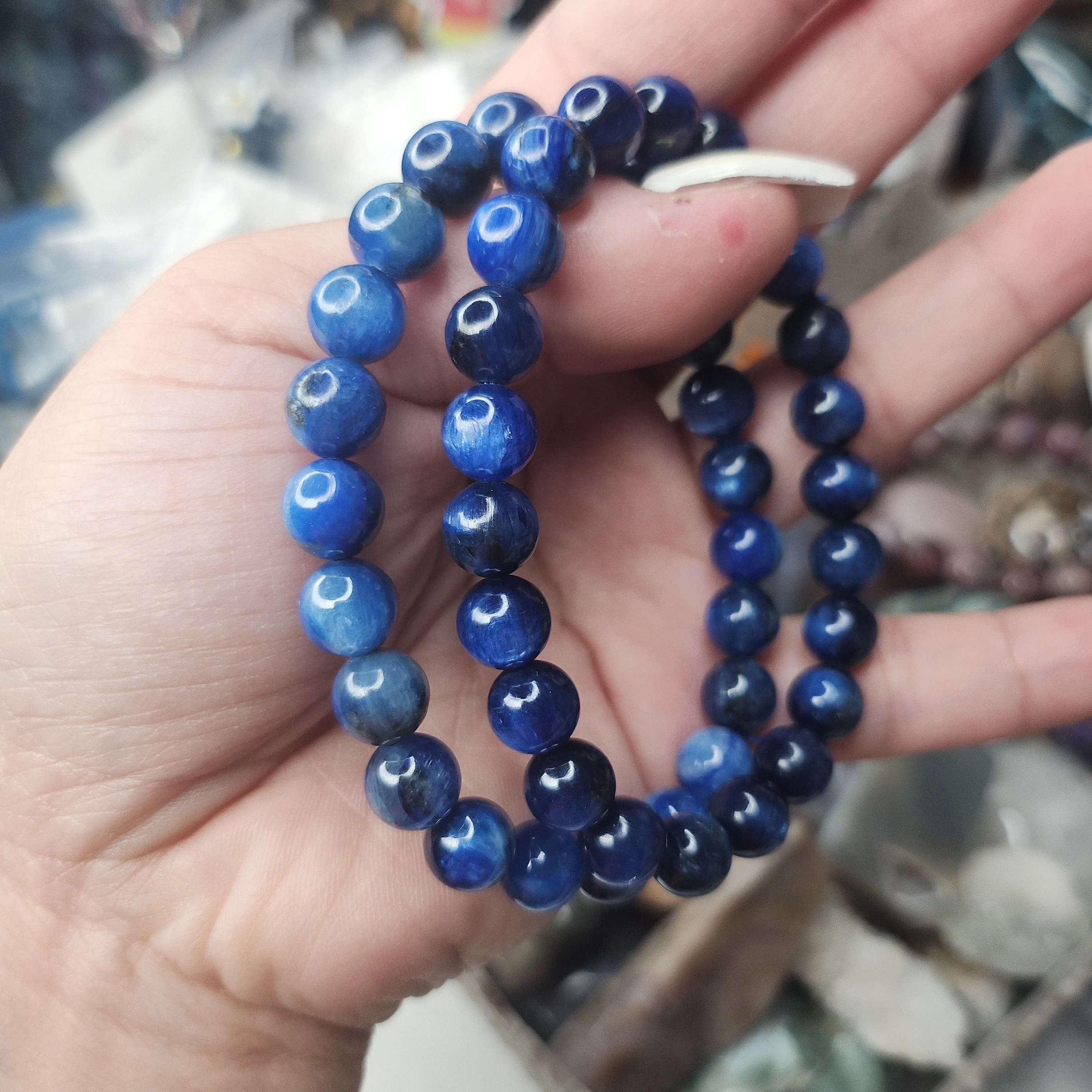 Product image for HQ kyanite bracelet