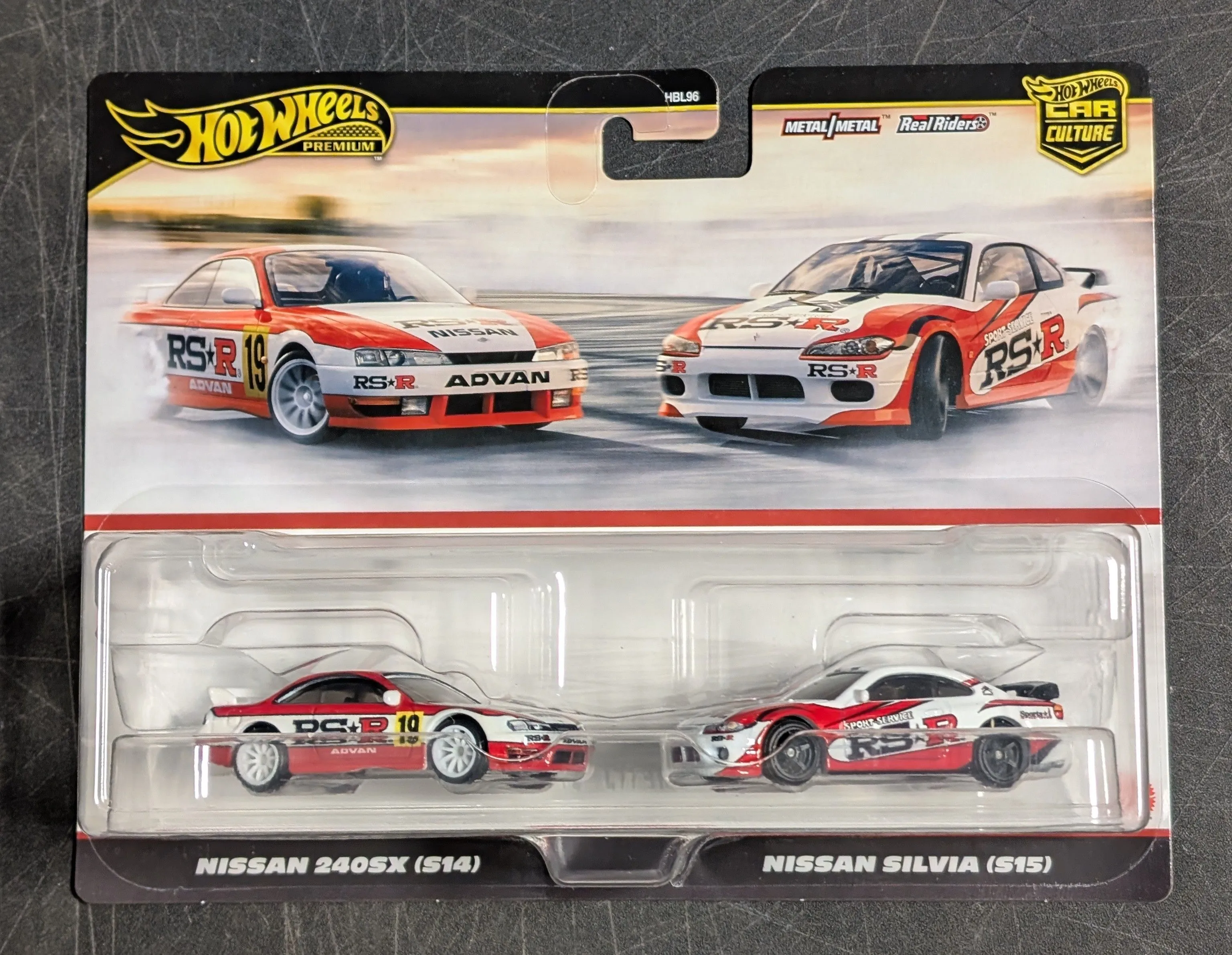 Product image for Hot Wheels 2 Pack Nissan 240SX (S14) Nissan Silvia (S15)