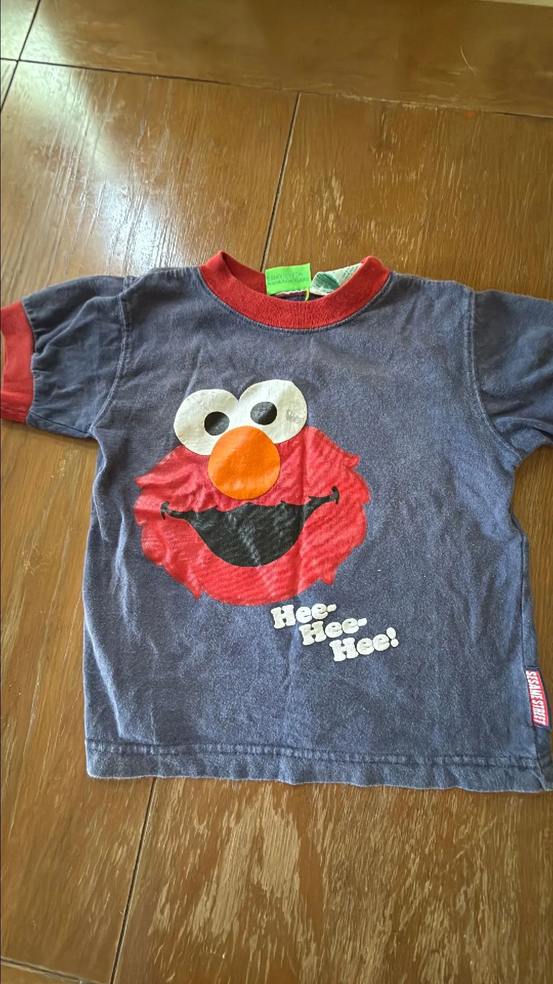 Product image for 2006 Elmo