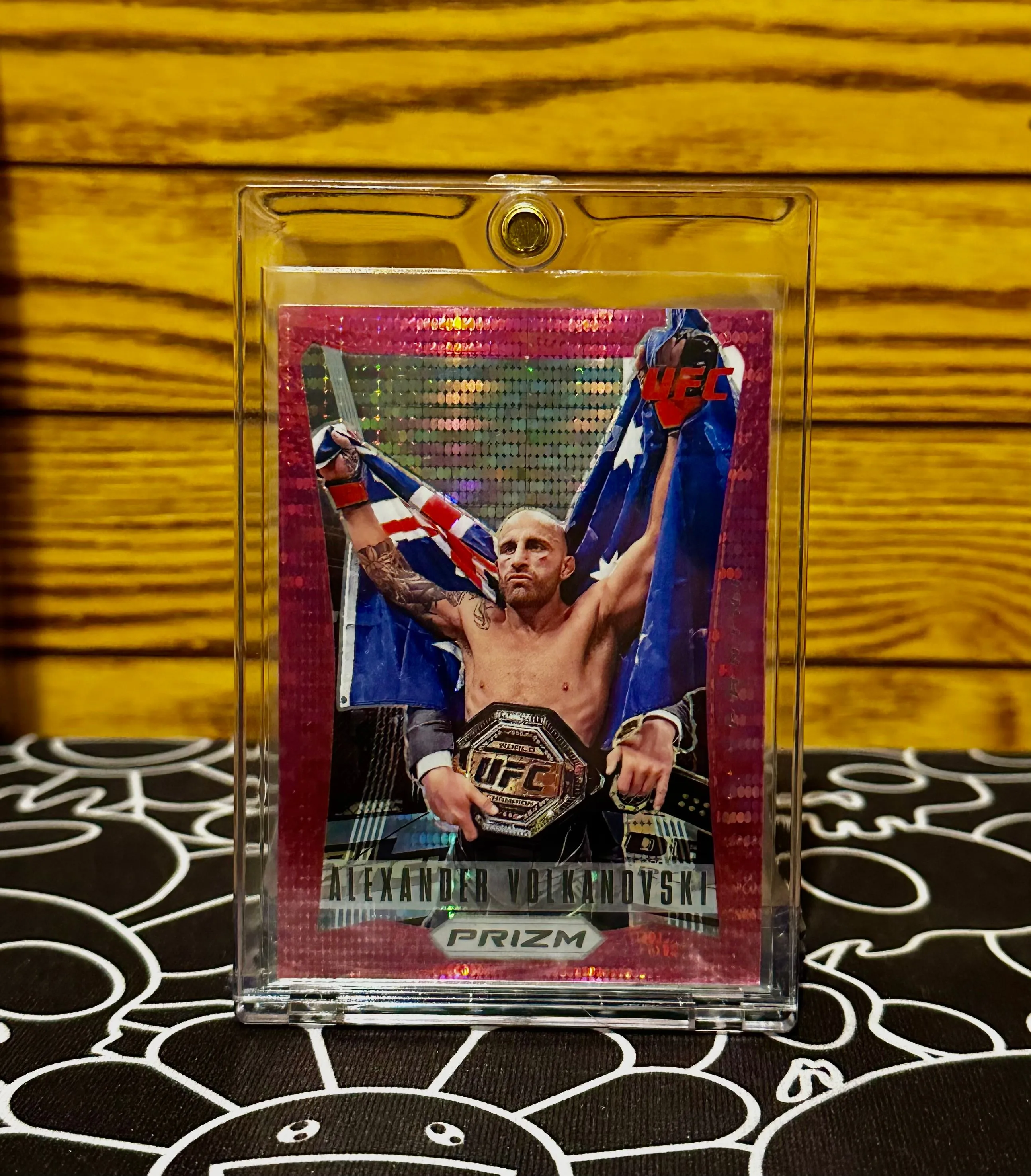 Product image for 2022 PANINI UFC PRIZM ALEXANDER VOLKANOVSKI PINK PULSAR FLASHBACK/THROWBACK 25/42