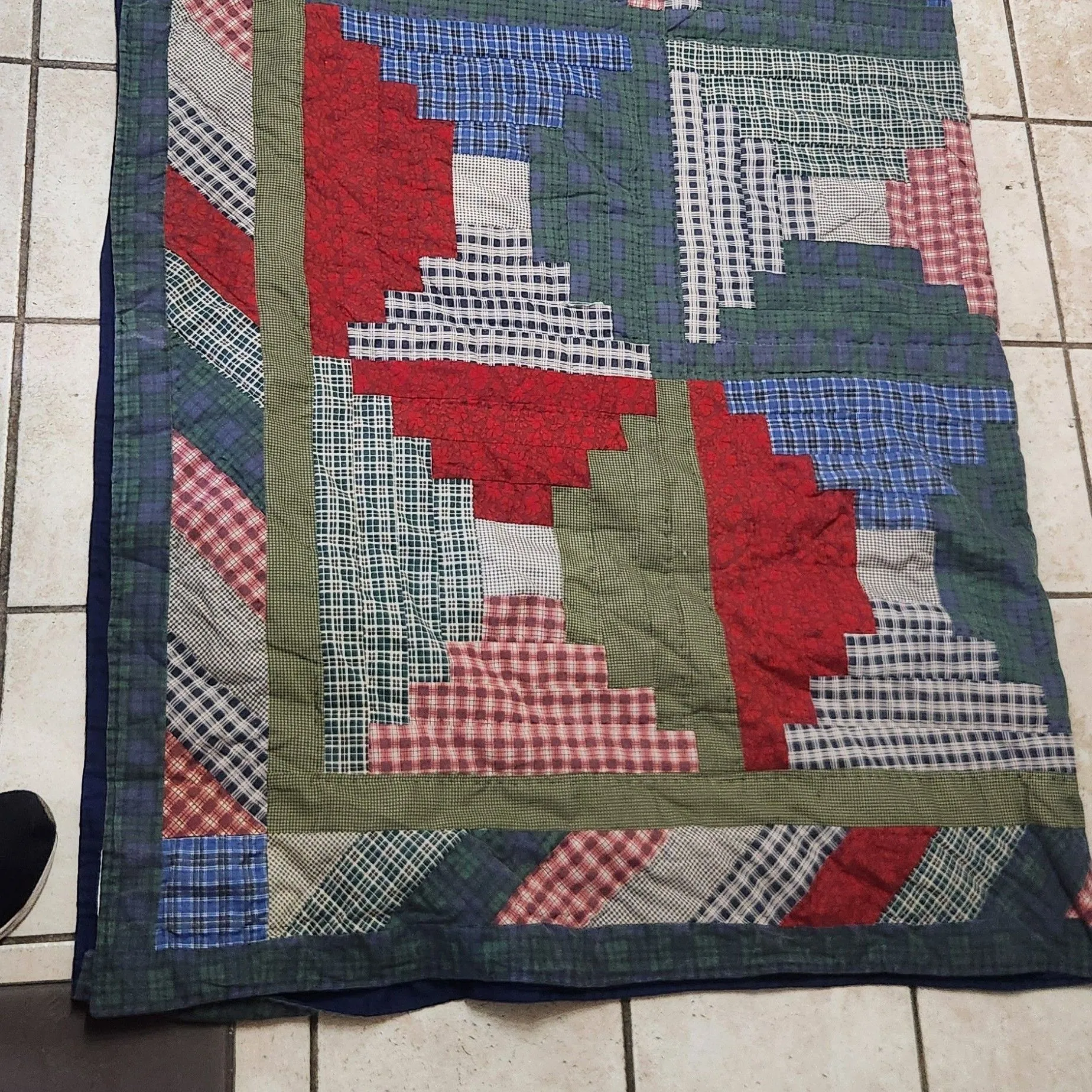 Product image for Vintage Quilt with 2 shams 84" x 80"