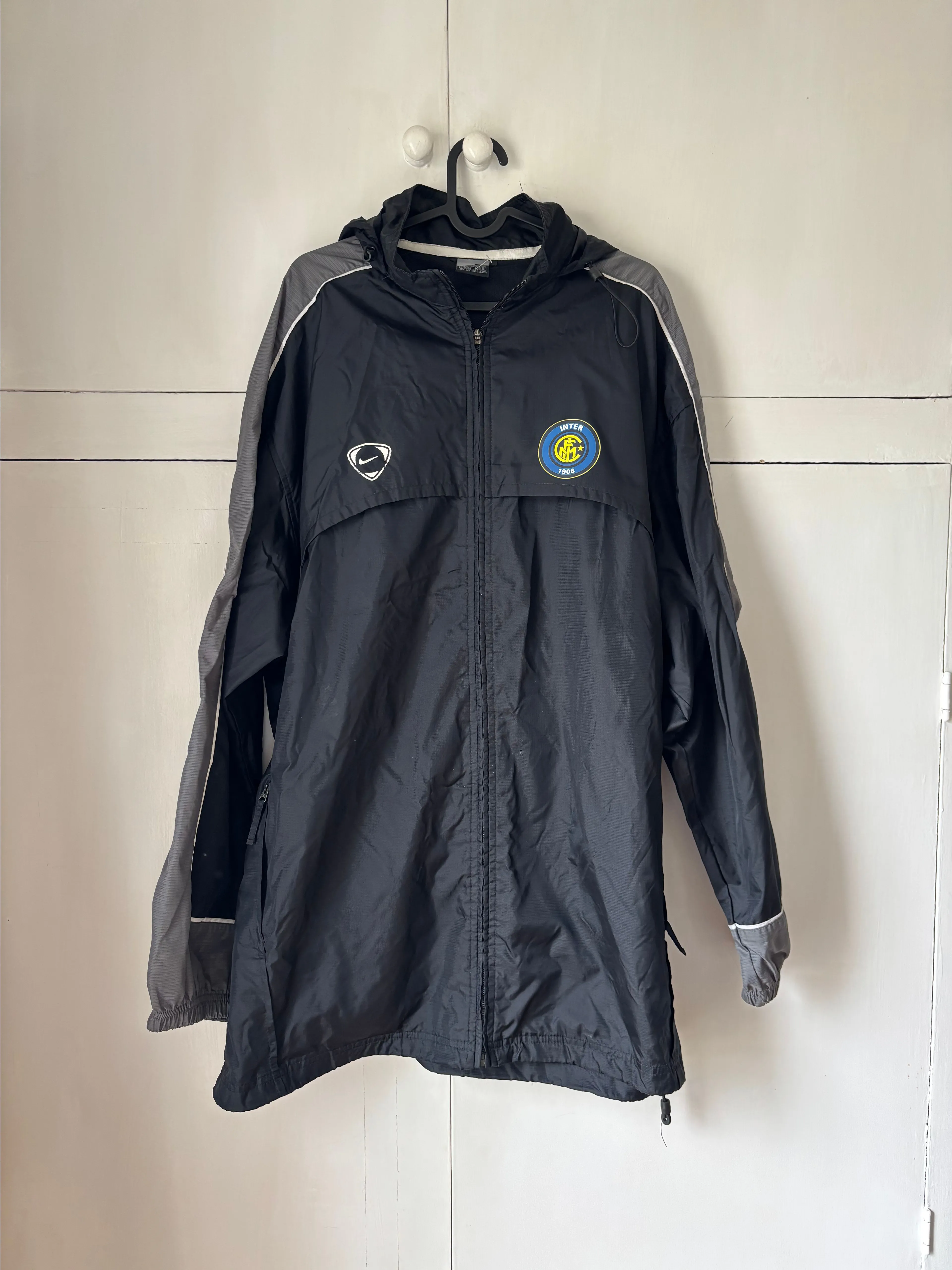 Product image for 2000s Inter Milan Nike Training Rain Coat (Very Good) XL