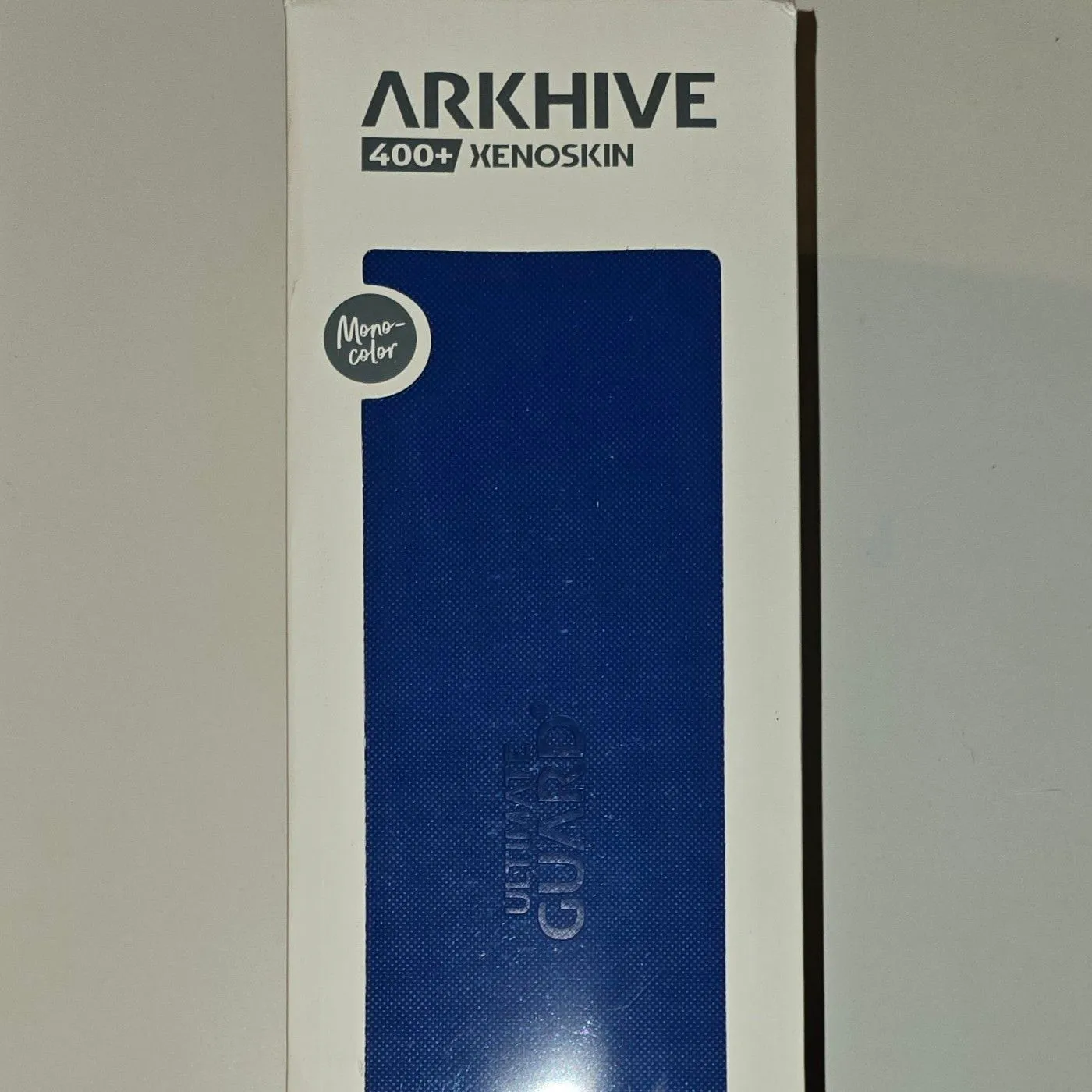 Product image for ultimate guard arkhive xenoskin 400 blue