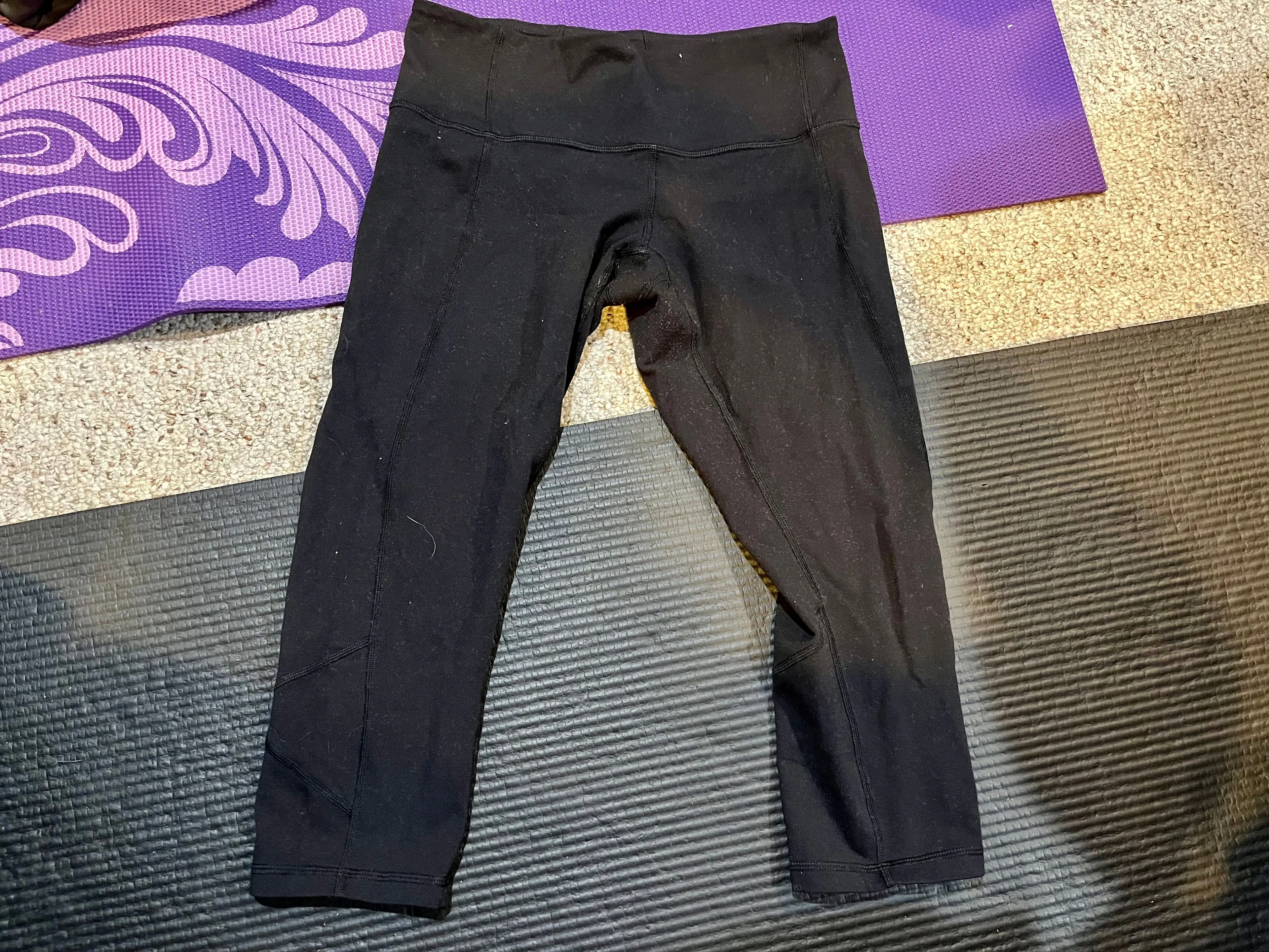 Product image for Lululemon Black Capris Leggings Size 8