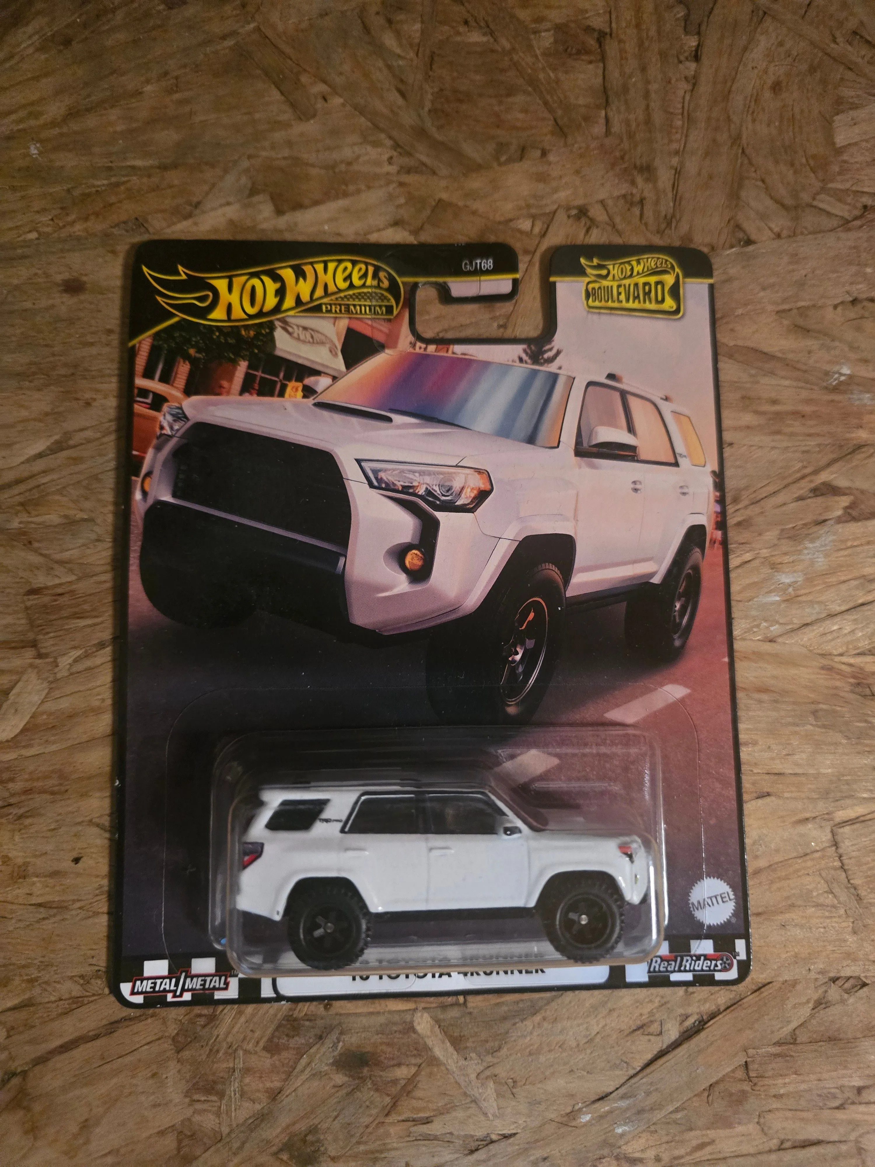 Product image for Toyota 4runner white Hot Wheels boulevard