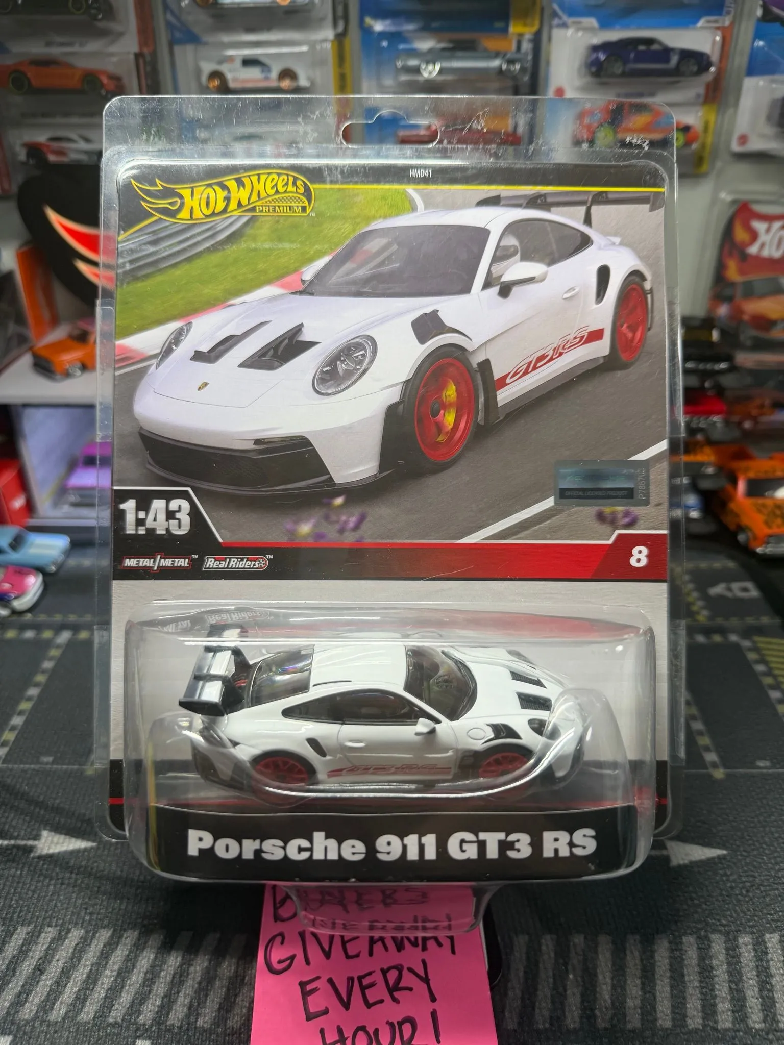 8f658f13-bdf3-4d27-a511-7b6c5d4e537e