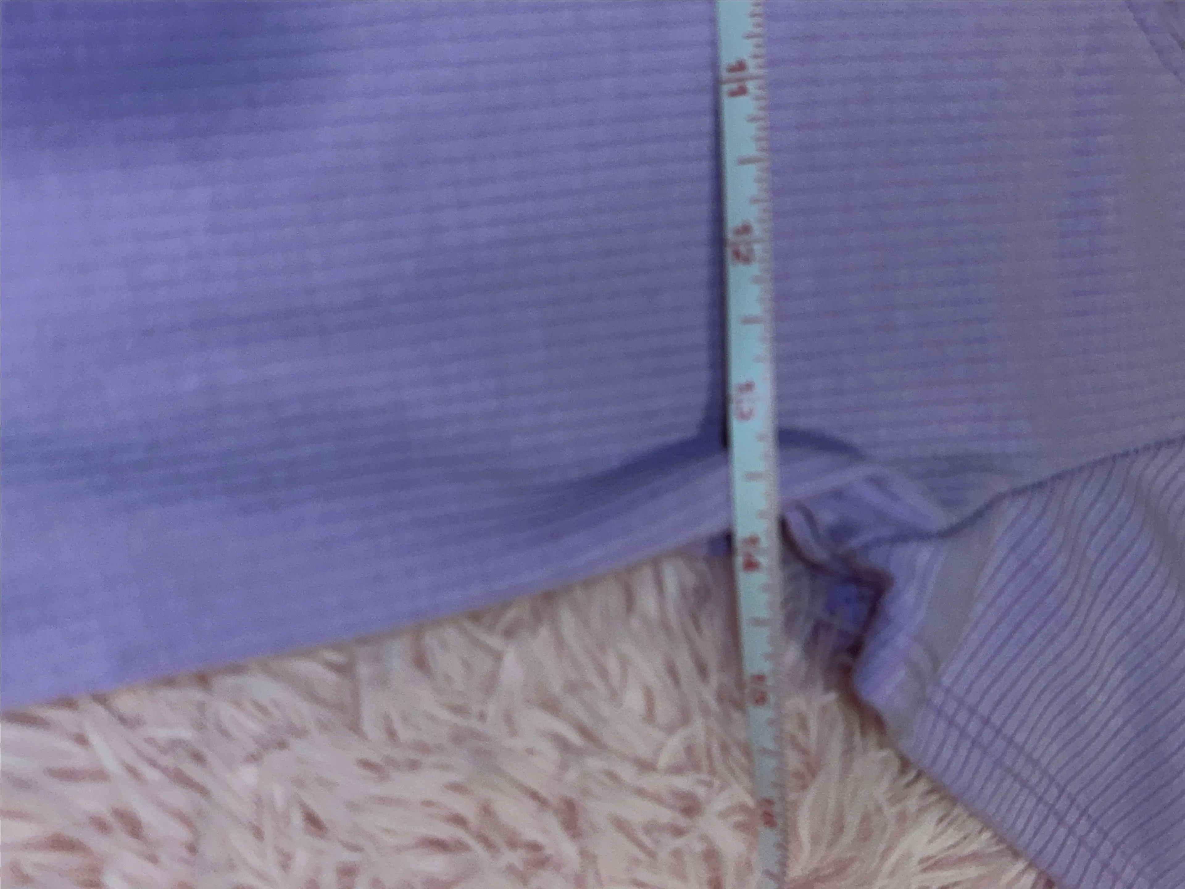 Listing Image Blurred Background