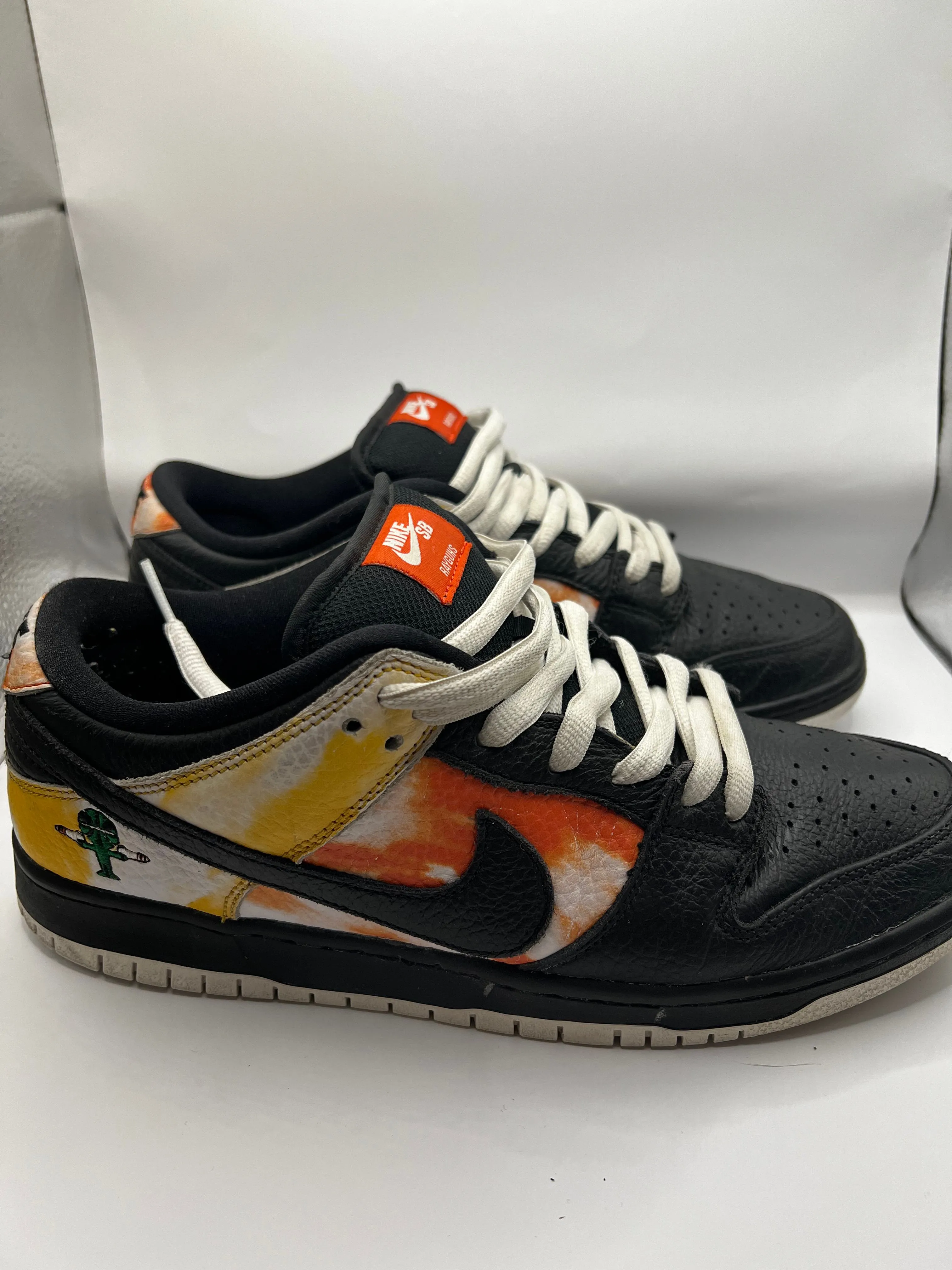 Product image for Nike SB Dunk Low Tie Dye Raygun Black Size 10