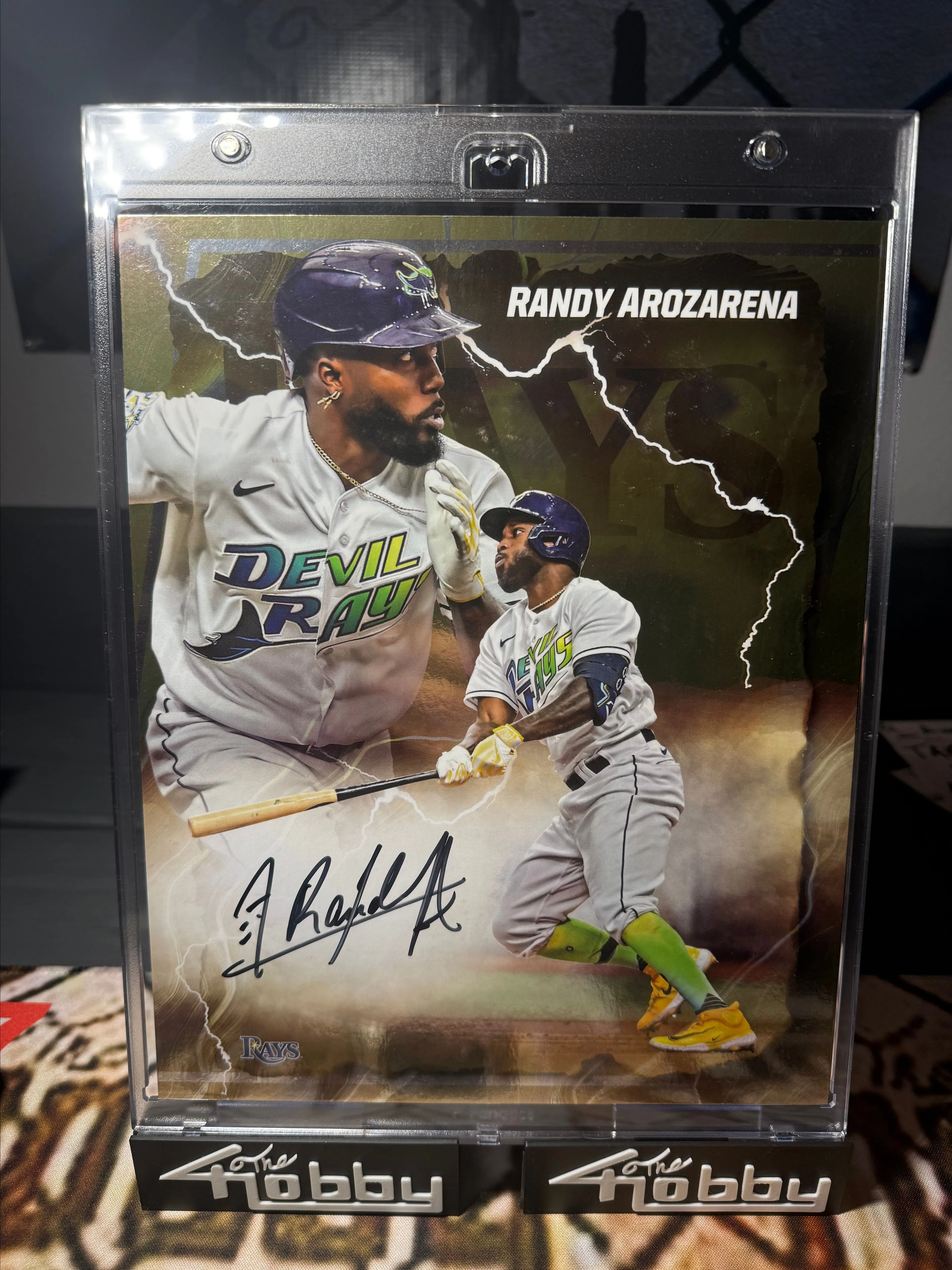 Product image for Randy Arozarena oncard 17/50 auto Jumbo Card encased. Licensed