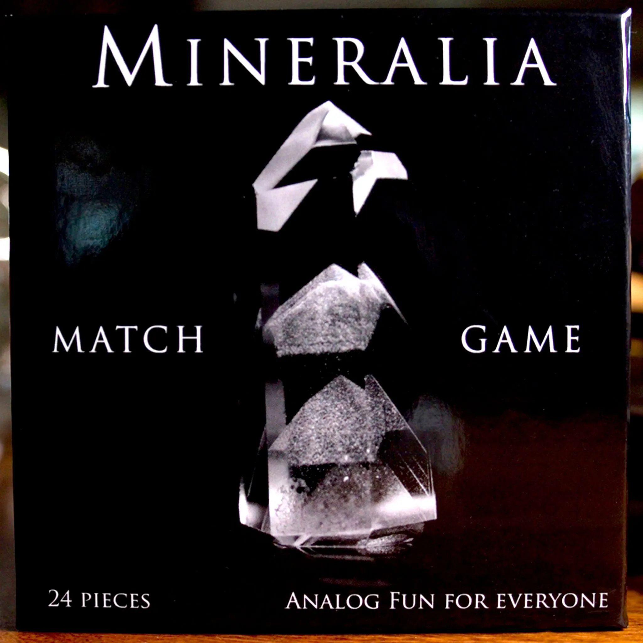 Product image for Studio Mineralia: Mineral Matching Card Game