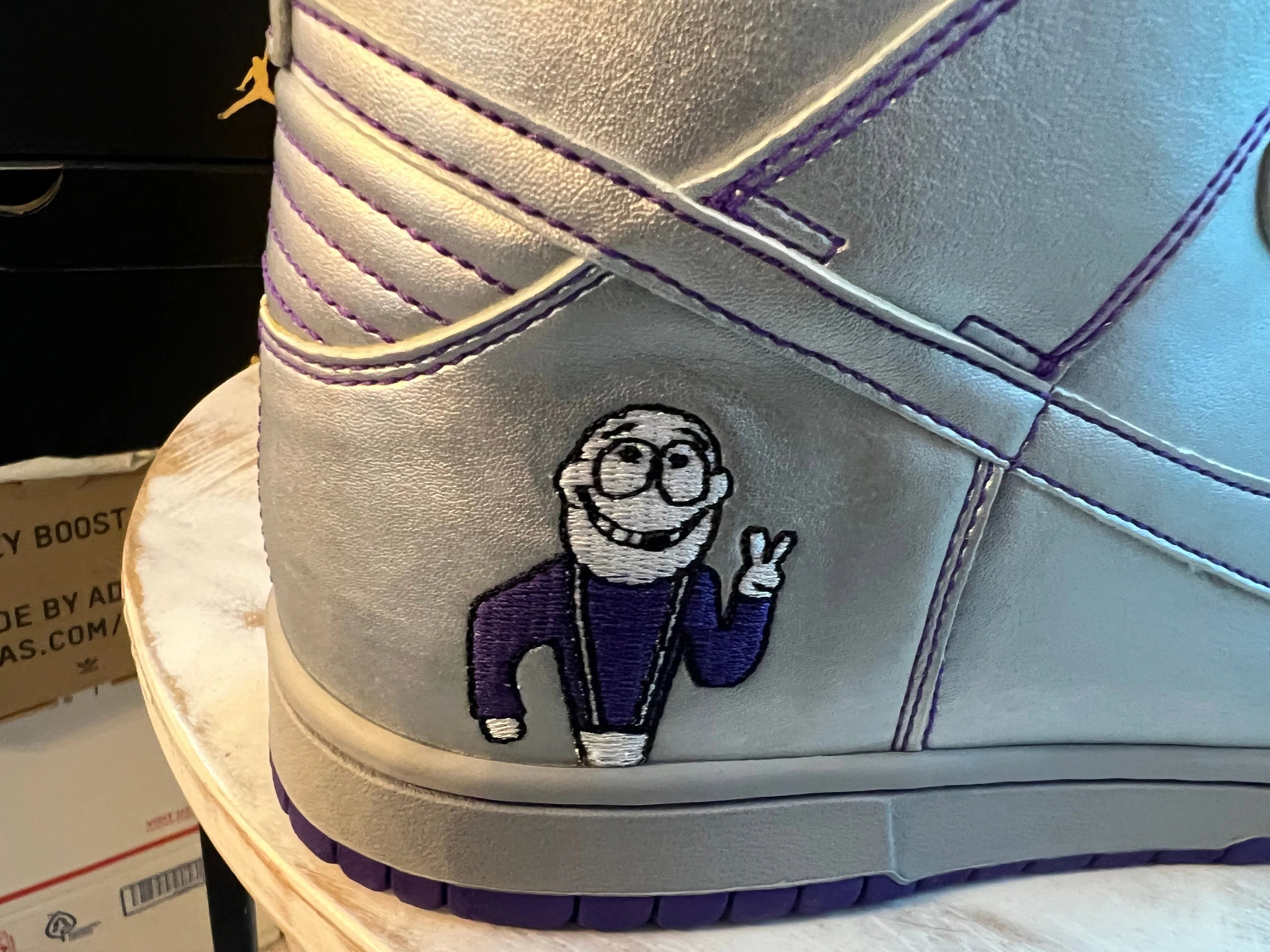 Product image for Nike SB Dunk High Dinosaur Jr New Size 11