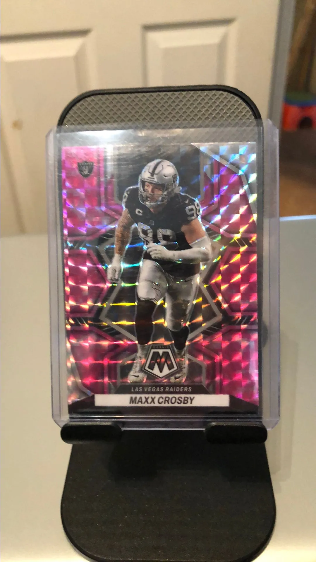 Product image for 2022 Panini Mosaic pink camo Maxx Crosby
