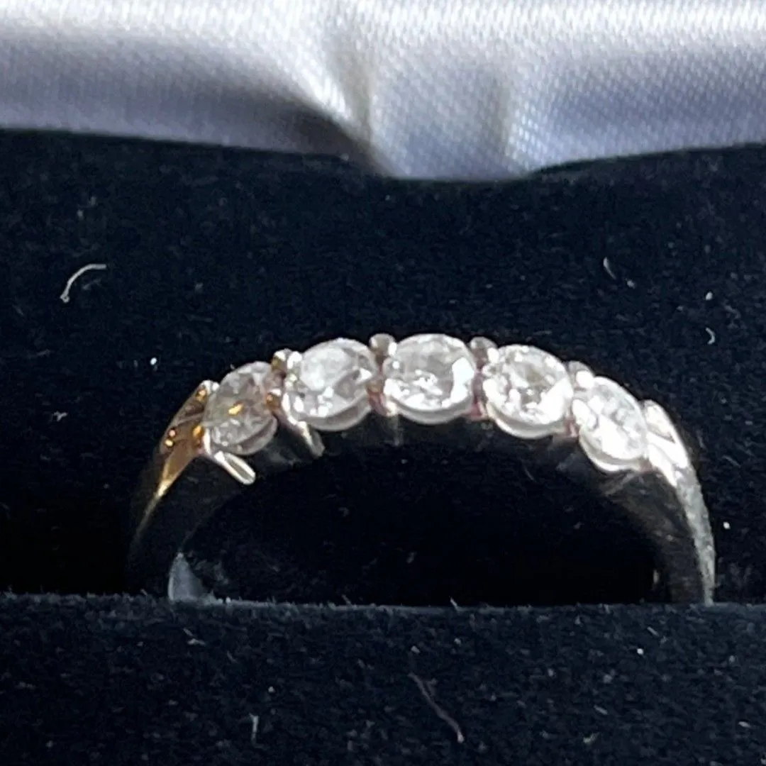 Product image for 14k white gold Diamond wedding band ring