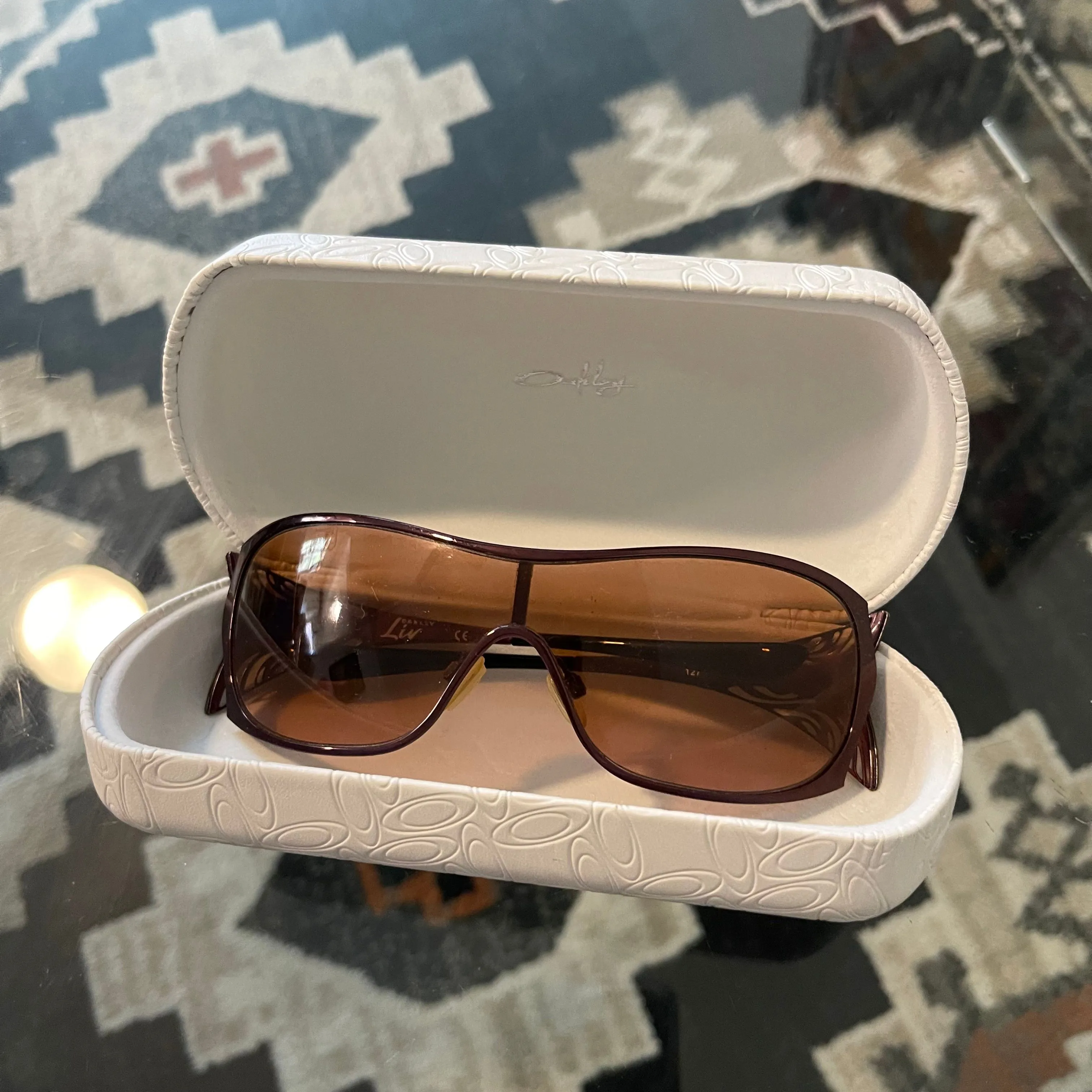 Product image for Oakley women's LIV Berry color sunglasses