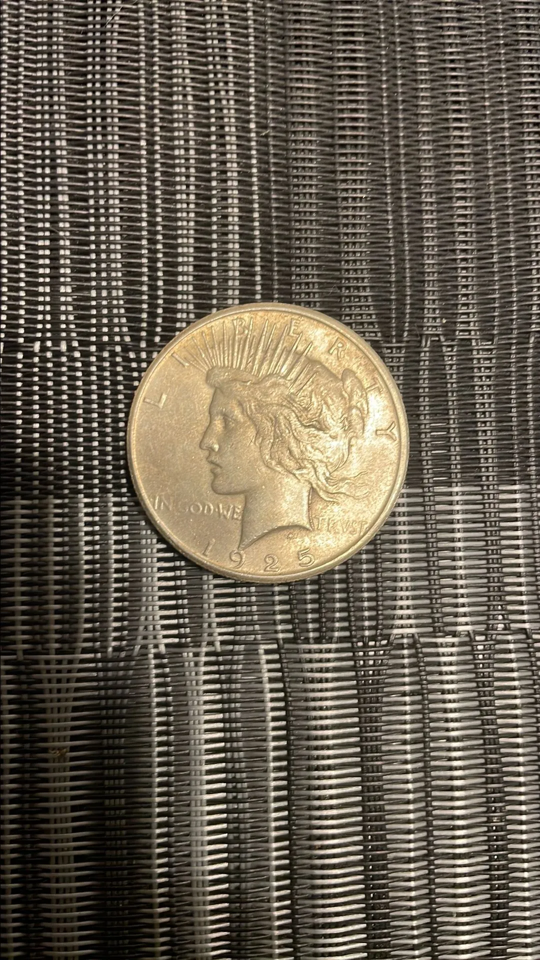 Product image for 1925 Peace silver dollar coin