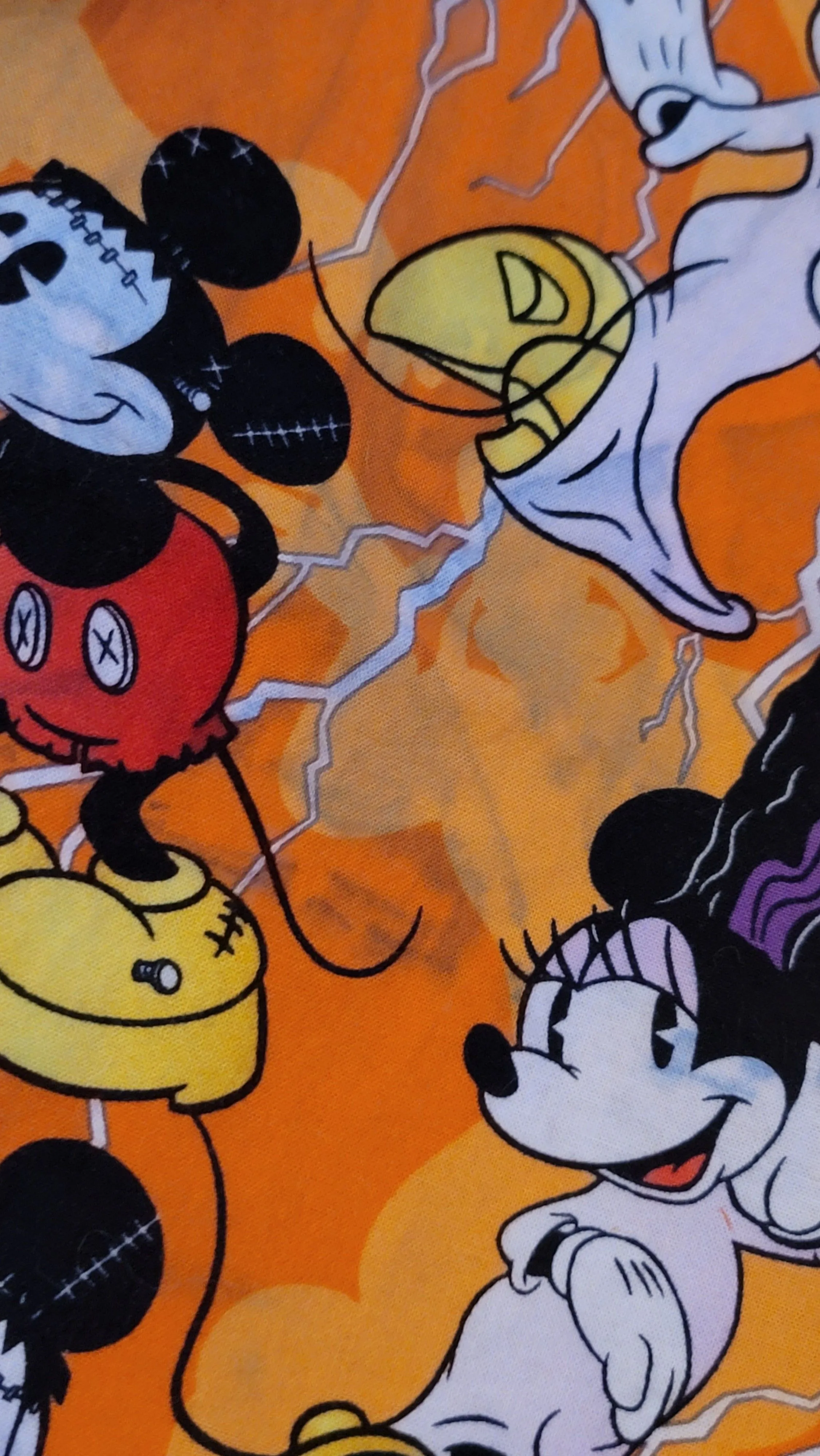 Listing Image Blurred Background