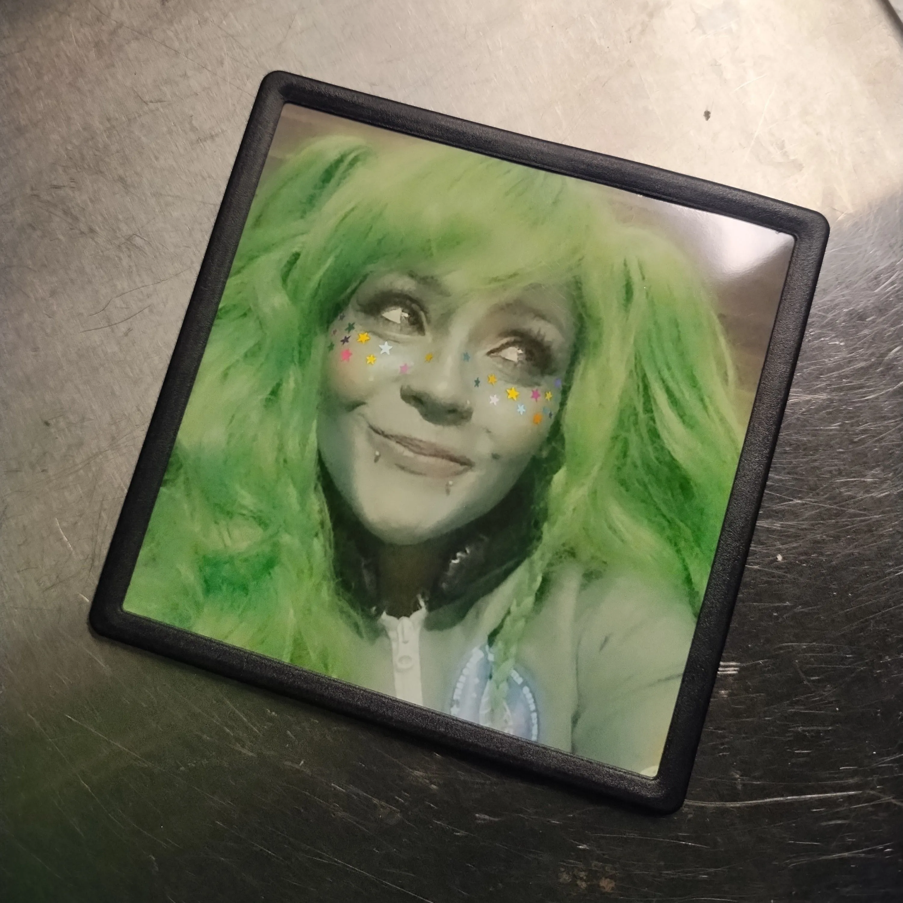 Product image for 👽 4x4 Magnet Framed Selfie Of Martini The Martian! +Signed Card & Mystery Goodie Bag! 💚