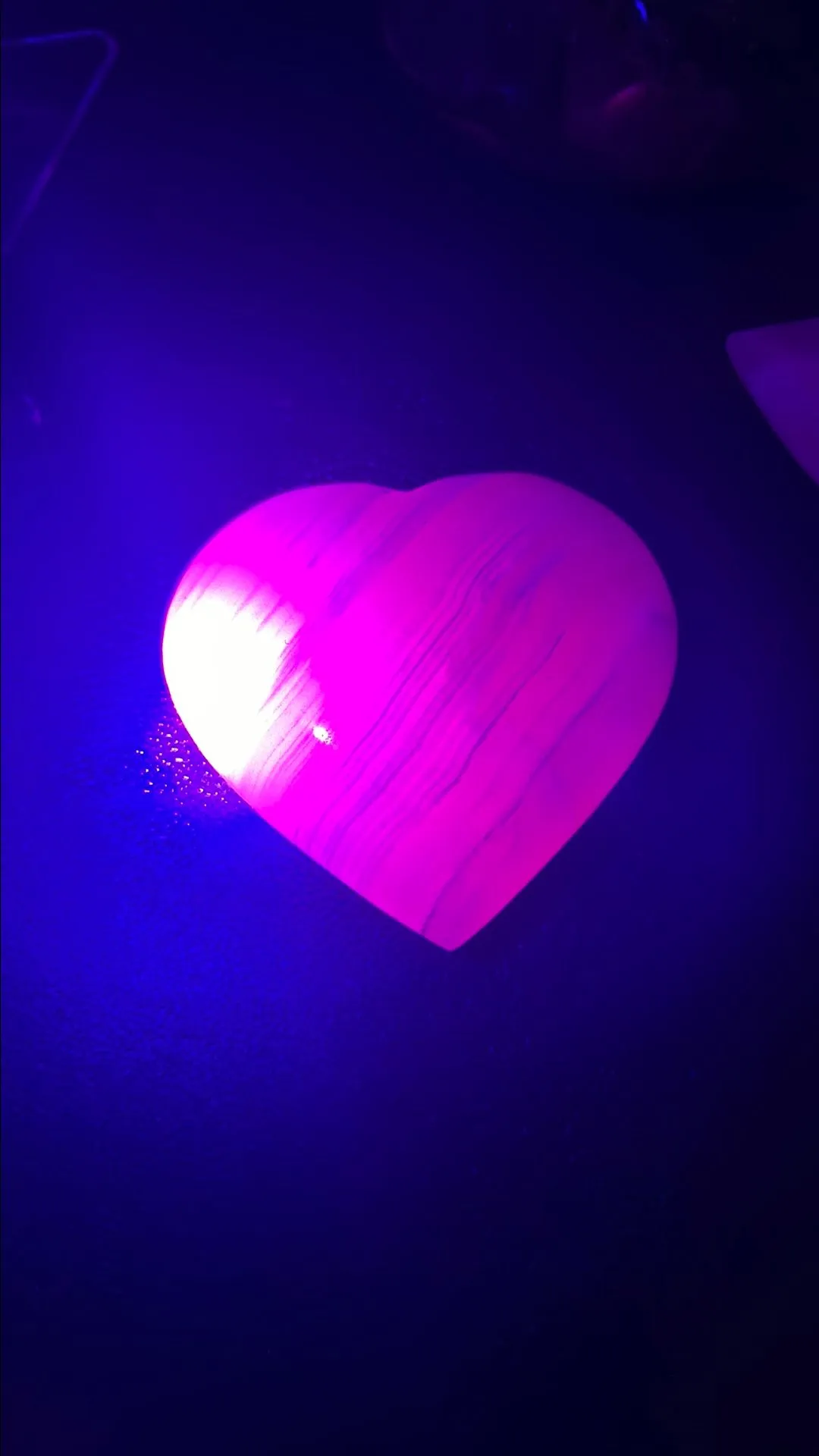 Product image for Mangano (Pink) Calcite Heart