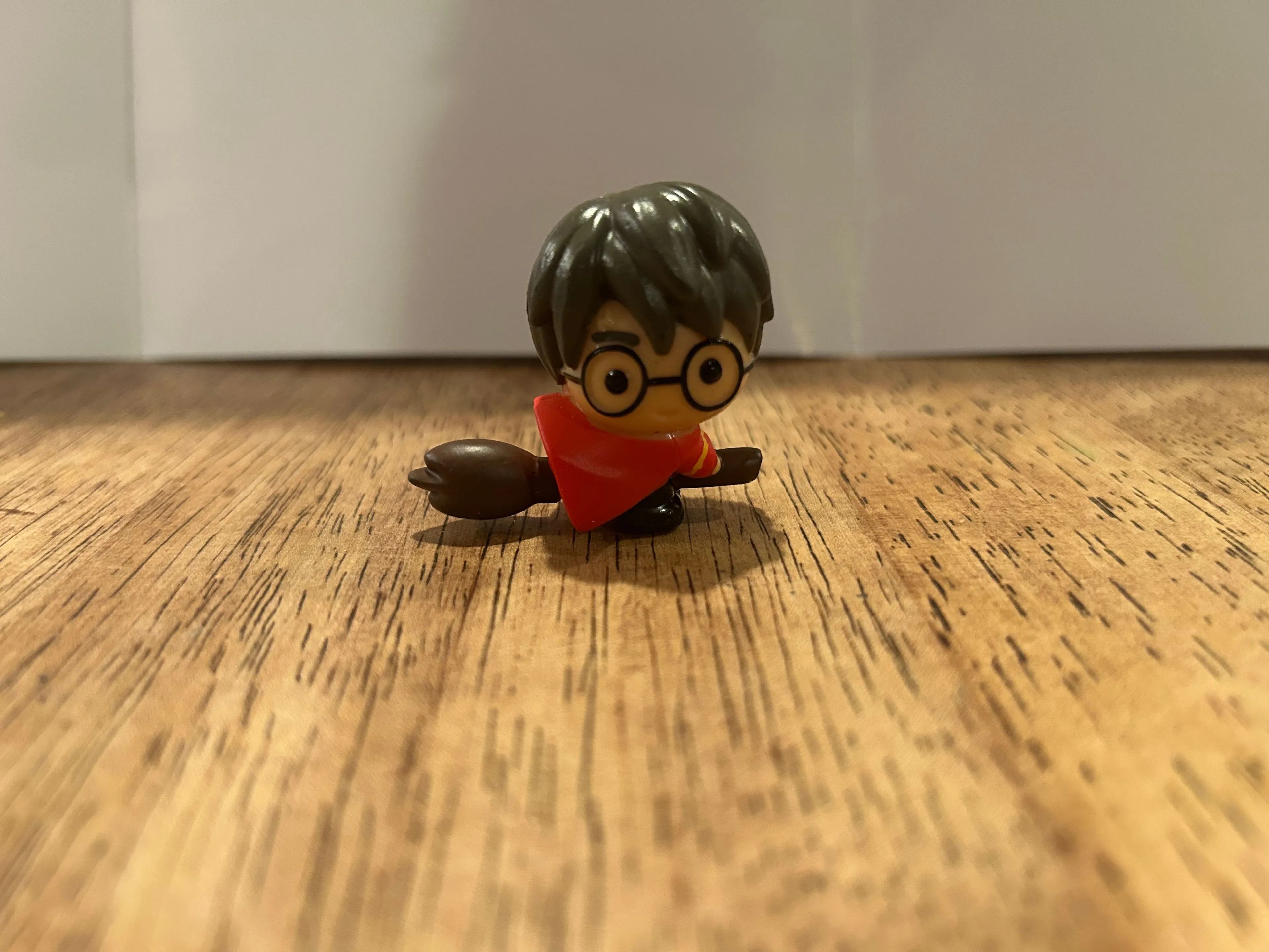Product image for Harry Potter mystery pencil topper Harry on Broom