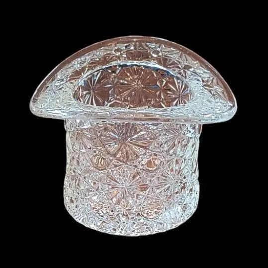 Product image for  Fenton Daisy and Button Clear Glass Top Hat