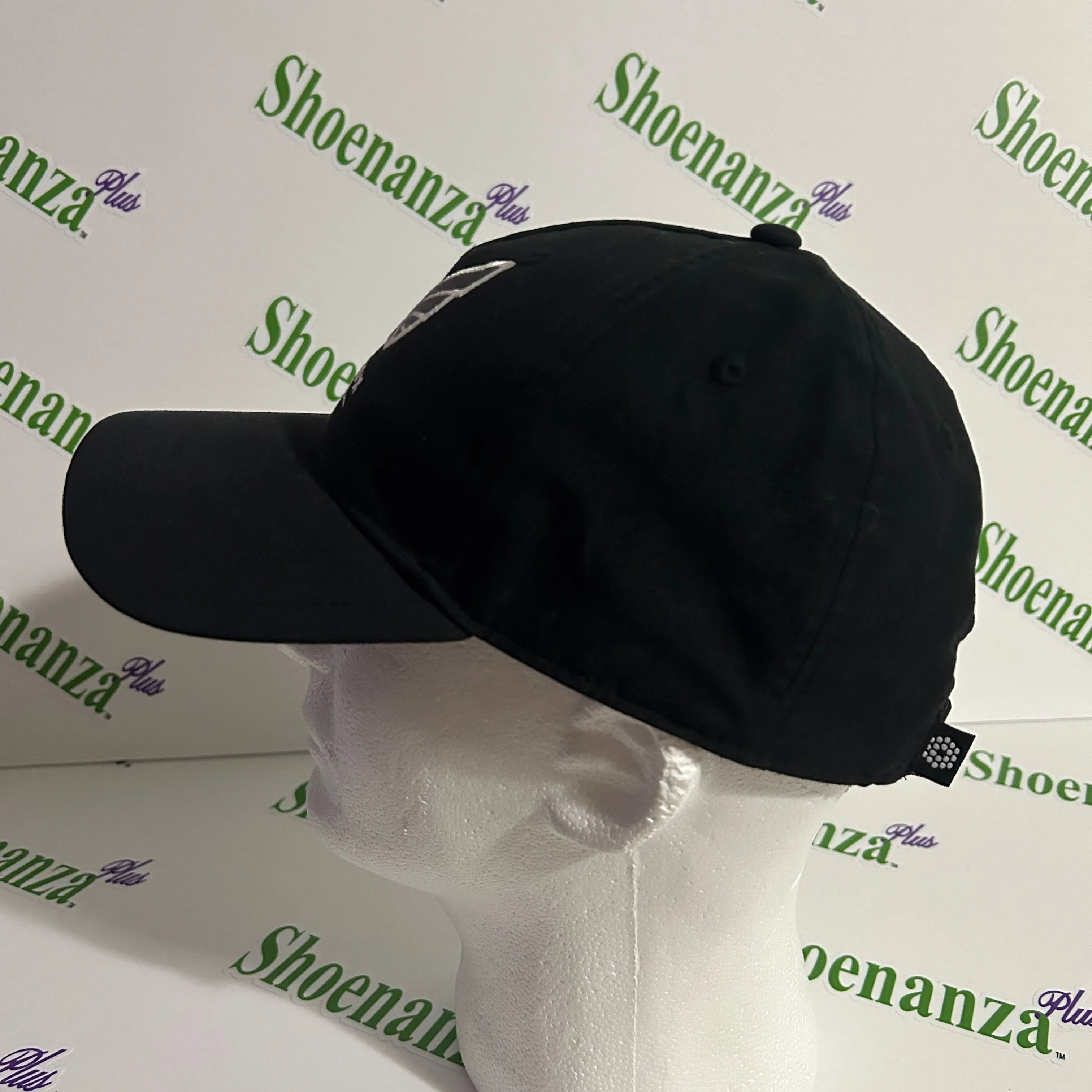 Listing Image Blurred Background