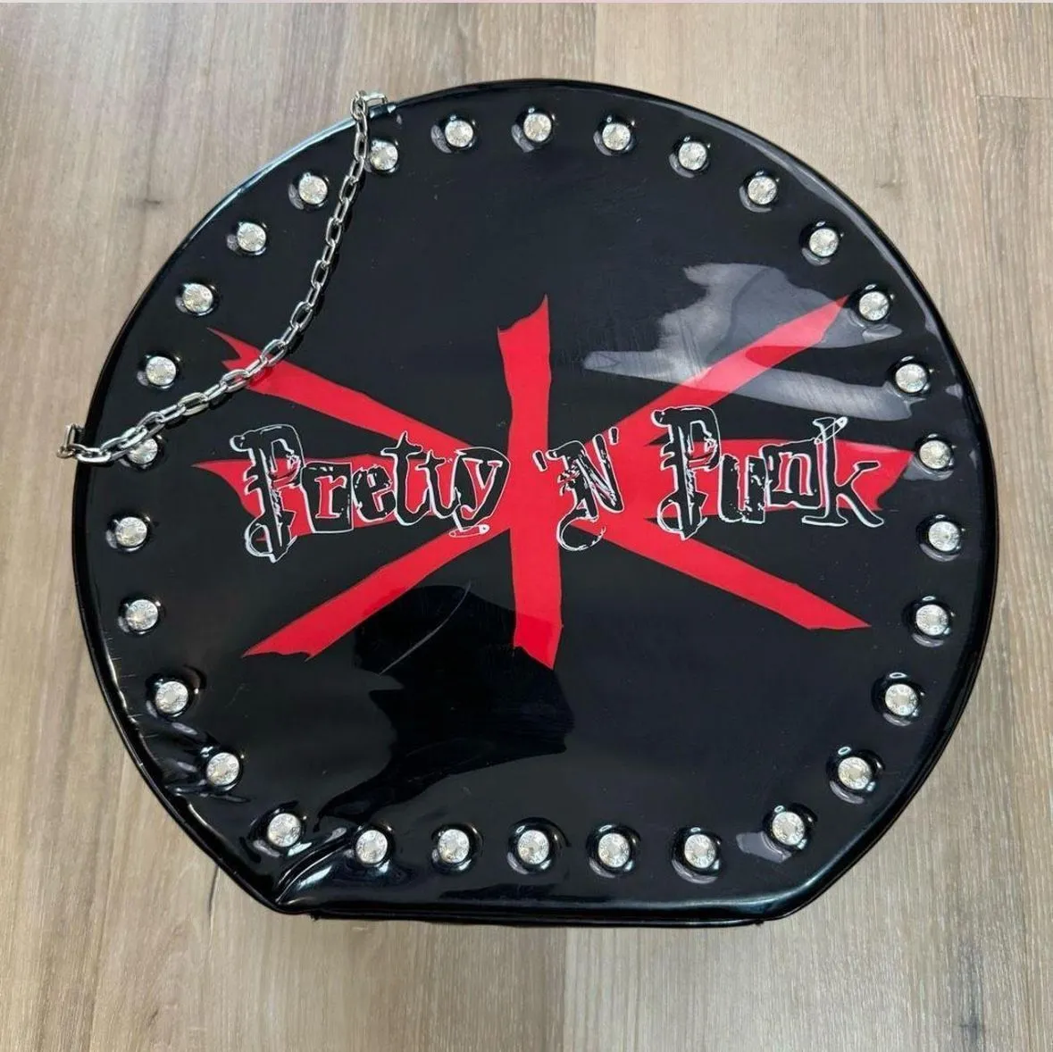 Product image for BRATZ doll Carrying Case Fashion Organizer Black PRETTY N’ PUNK Hat Box